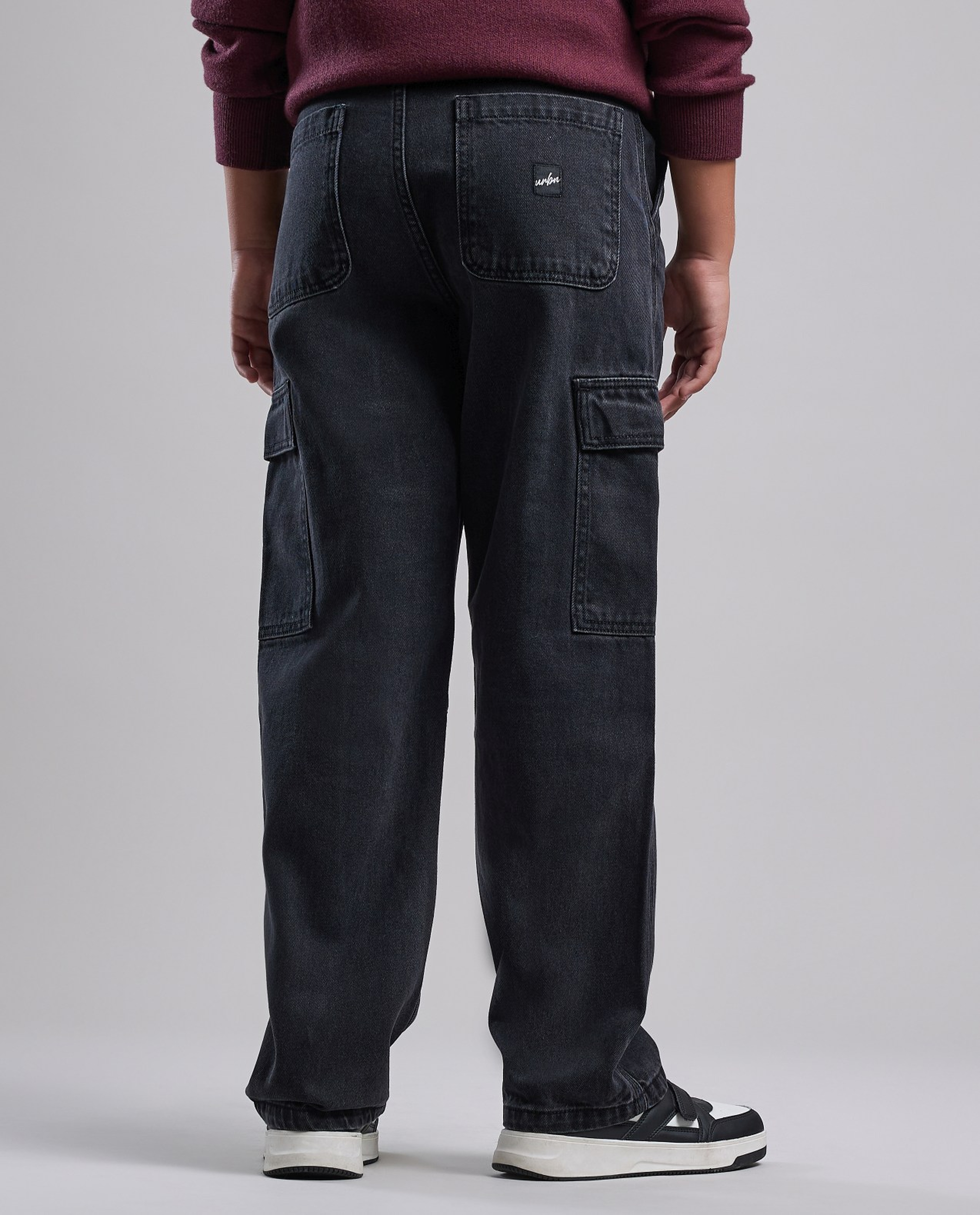 Solid Relaxed Jeans with Button Closure