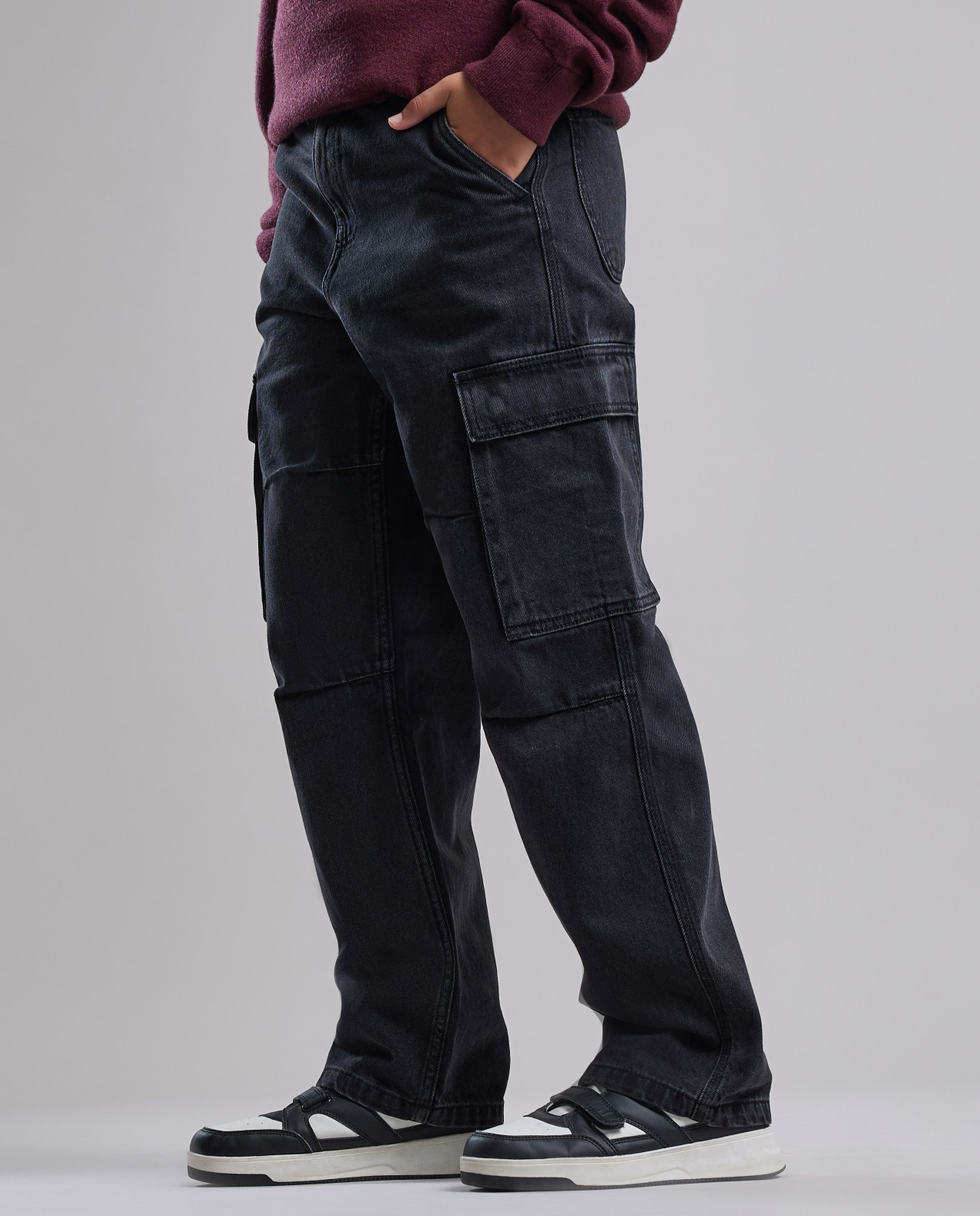 Solid Relaxed Jeans with Button Closure