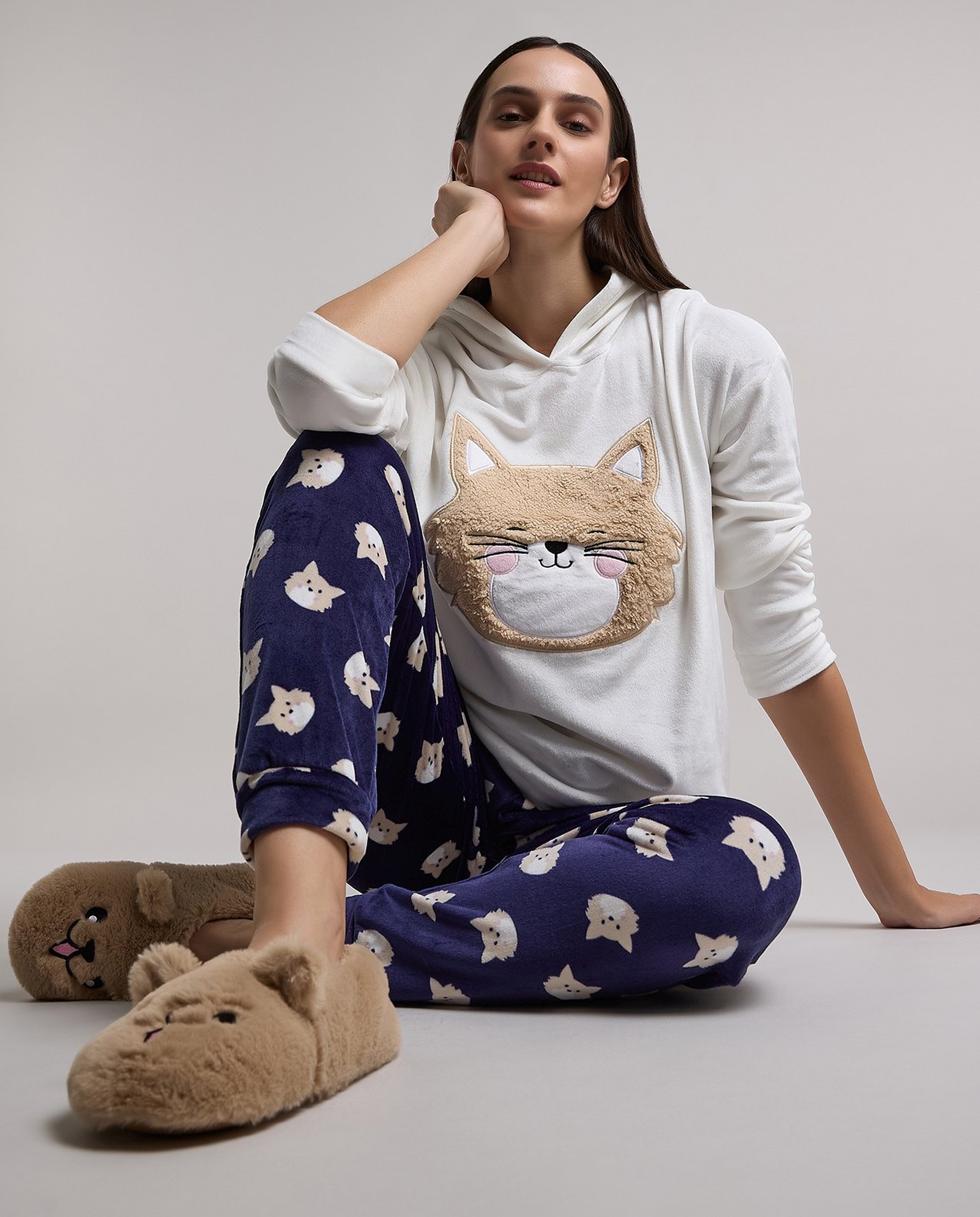 Printed Long Sleeves Pyjama Set