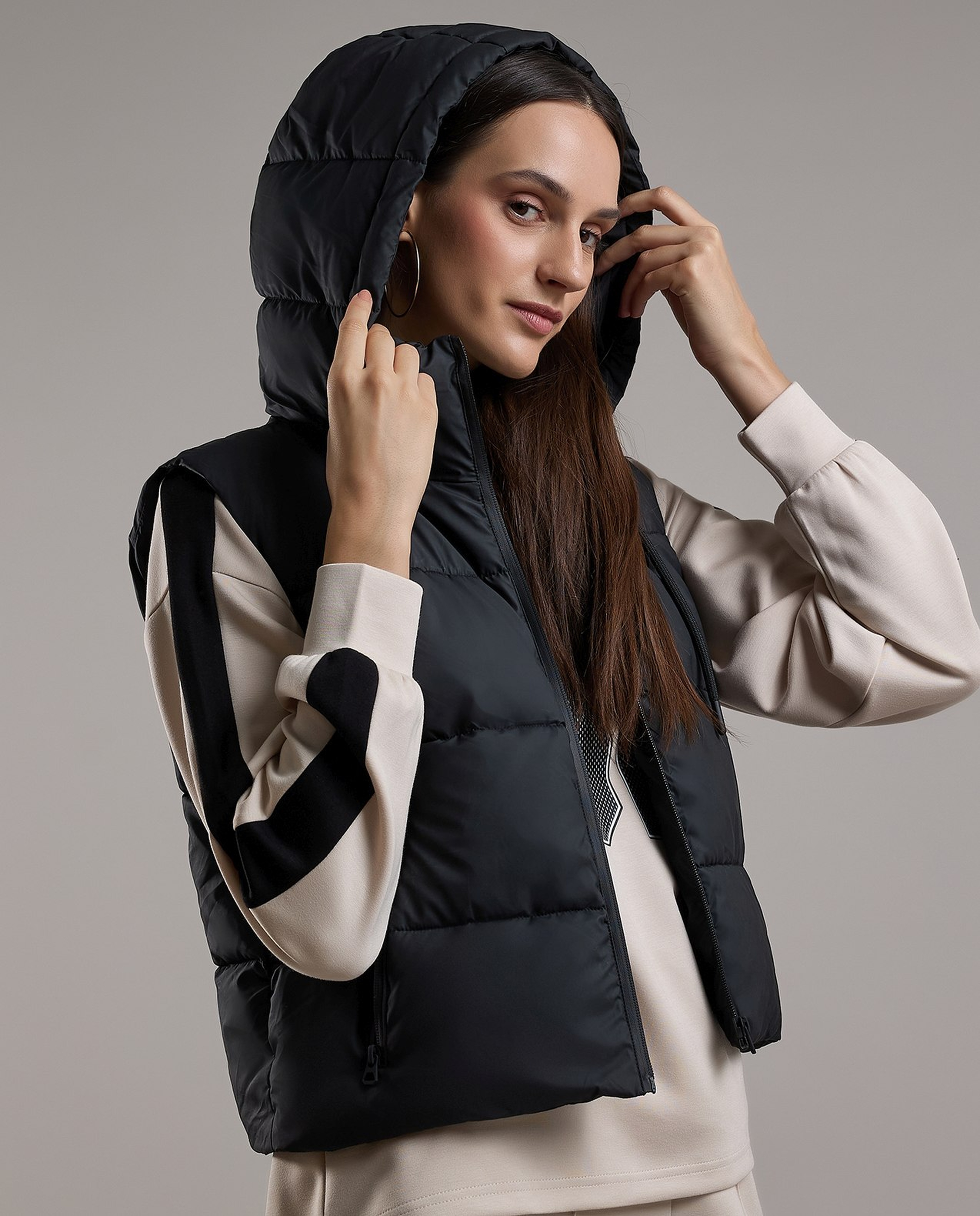 Quilted Gilet with Zipper Closure