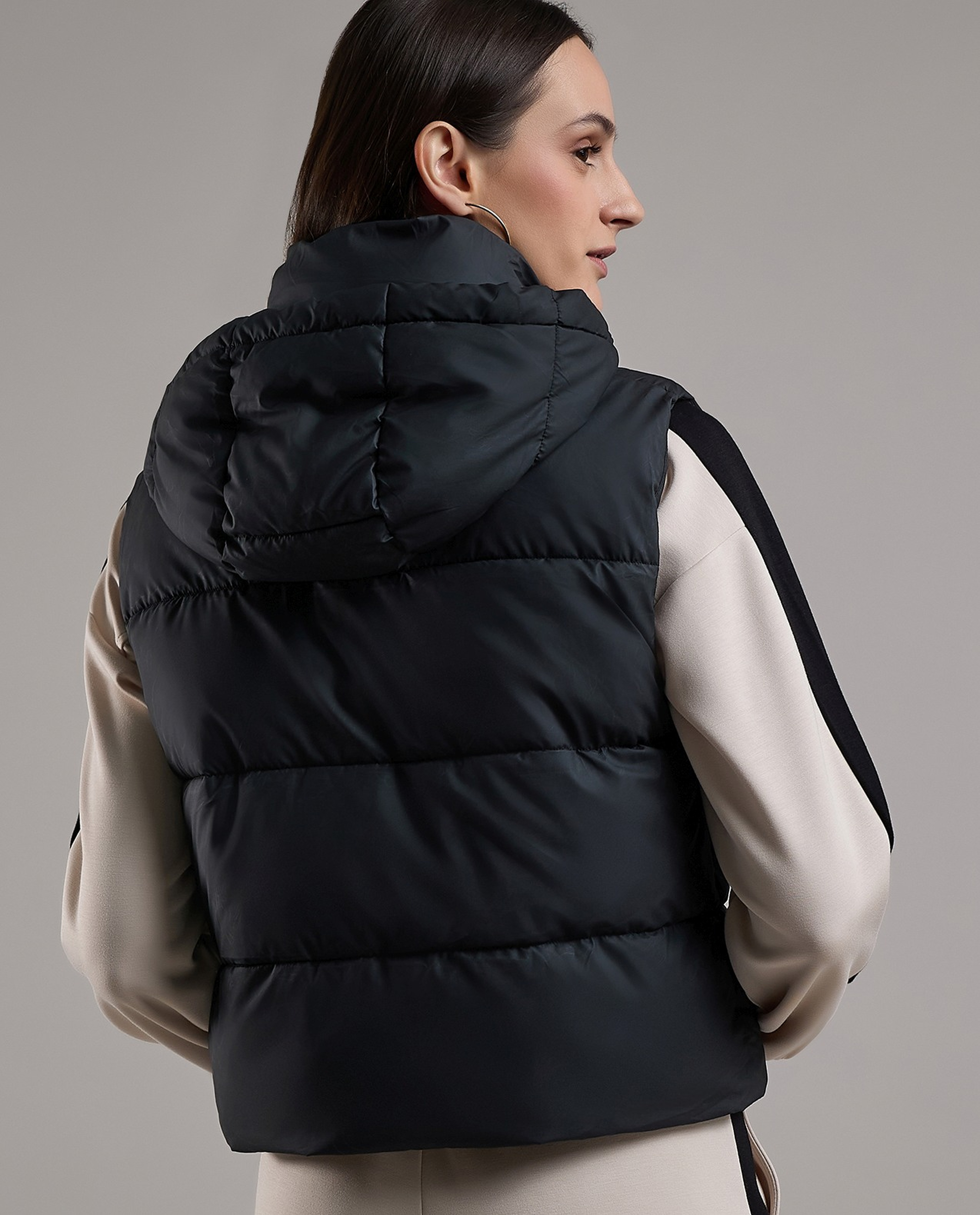 Quilted Gilet with Zipper Closure