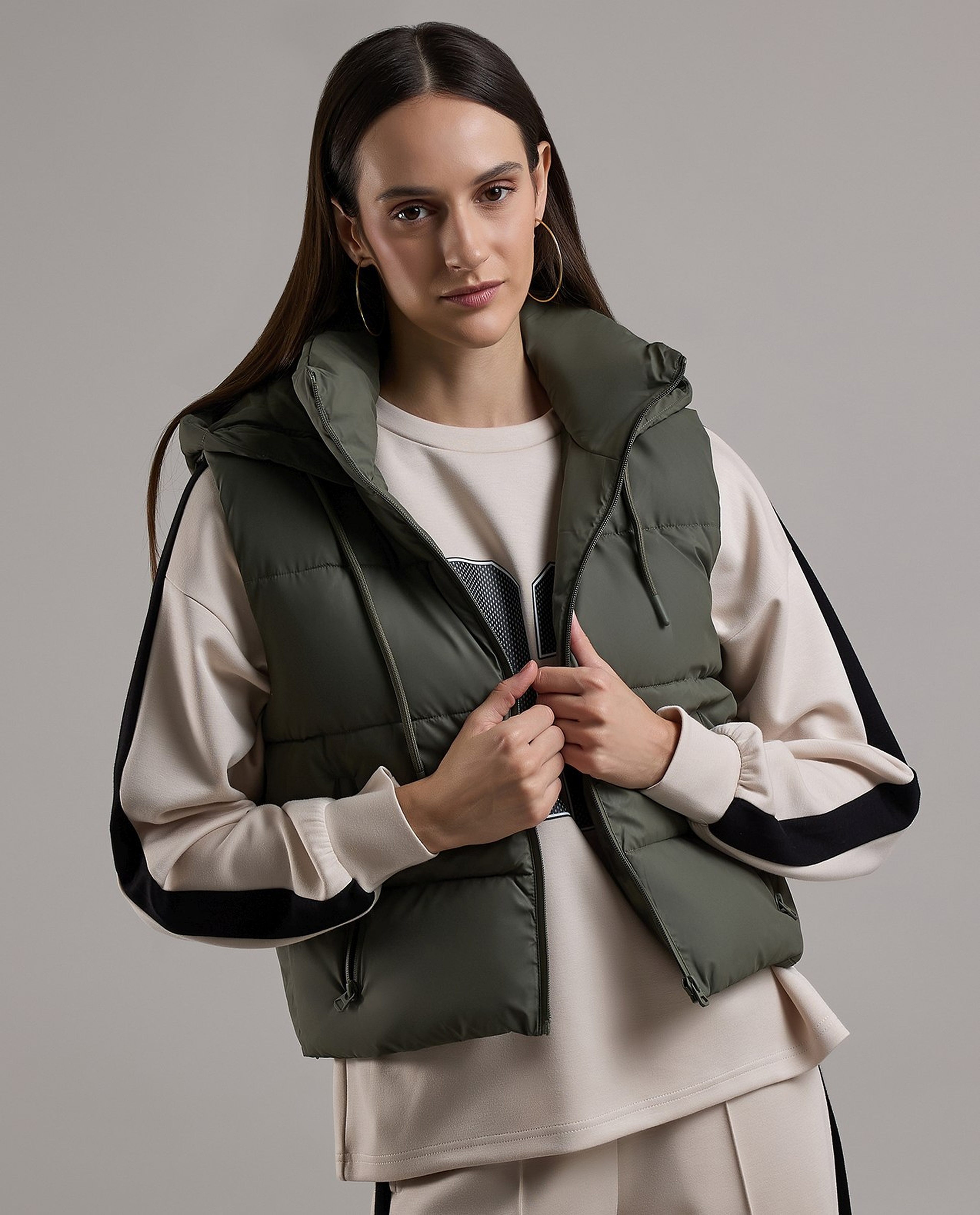Quilted Gilet with Zipper Closure