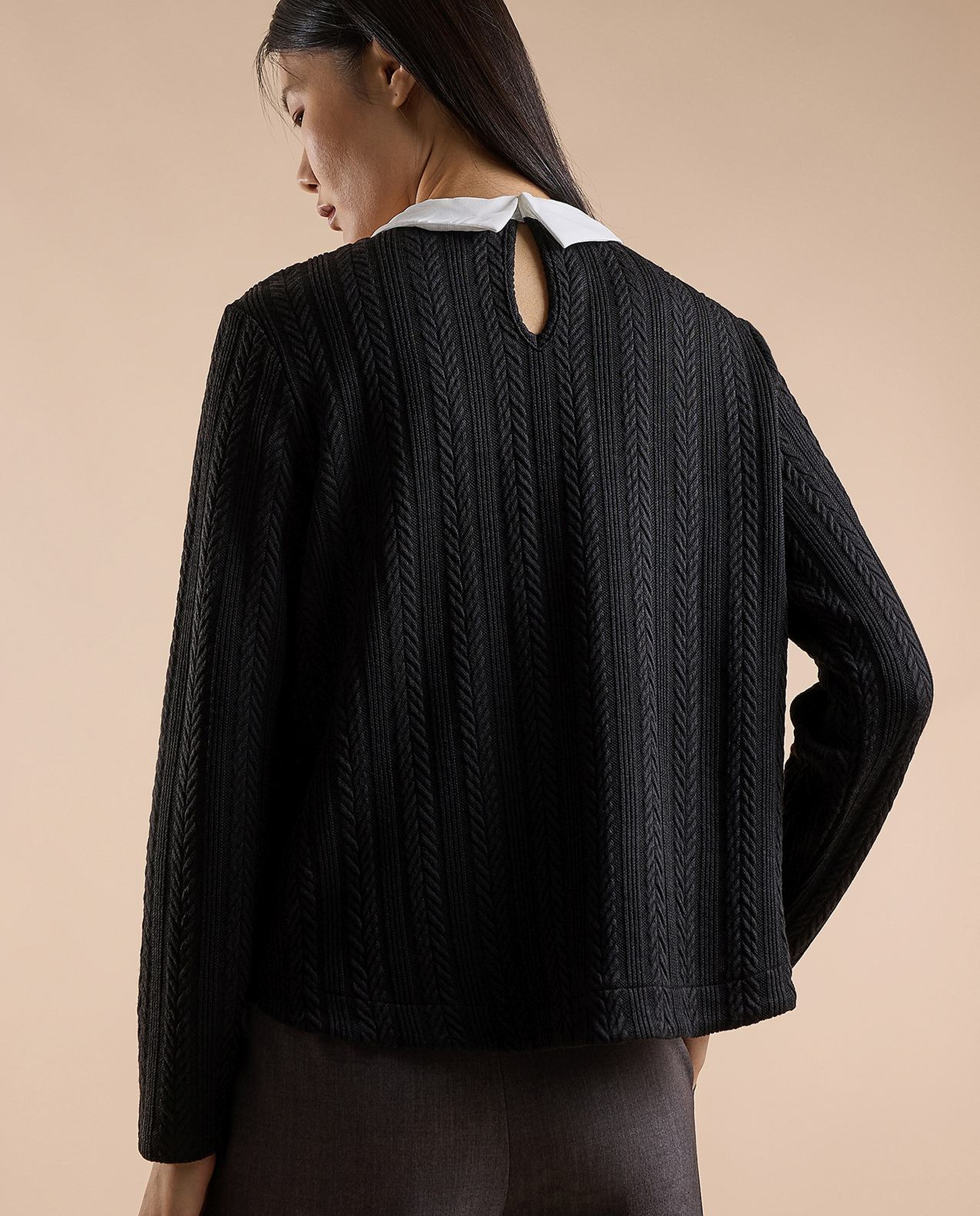 Knitted Top with Shirt Collar and Long Sleeves