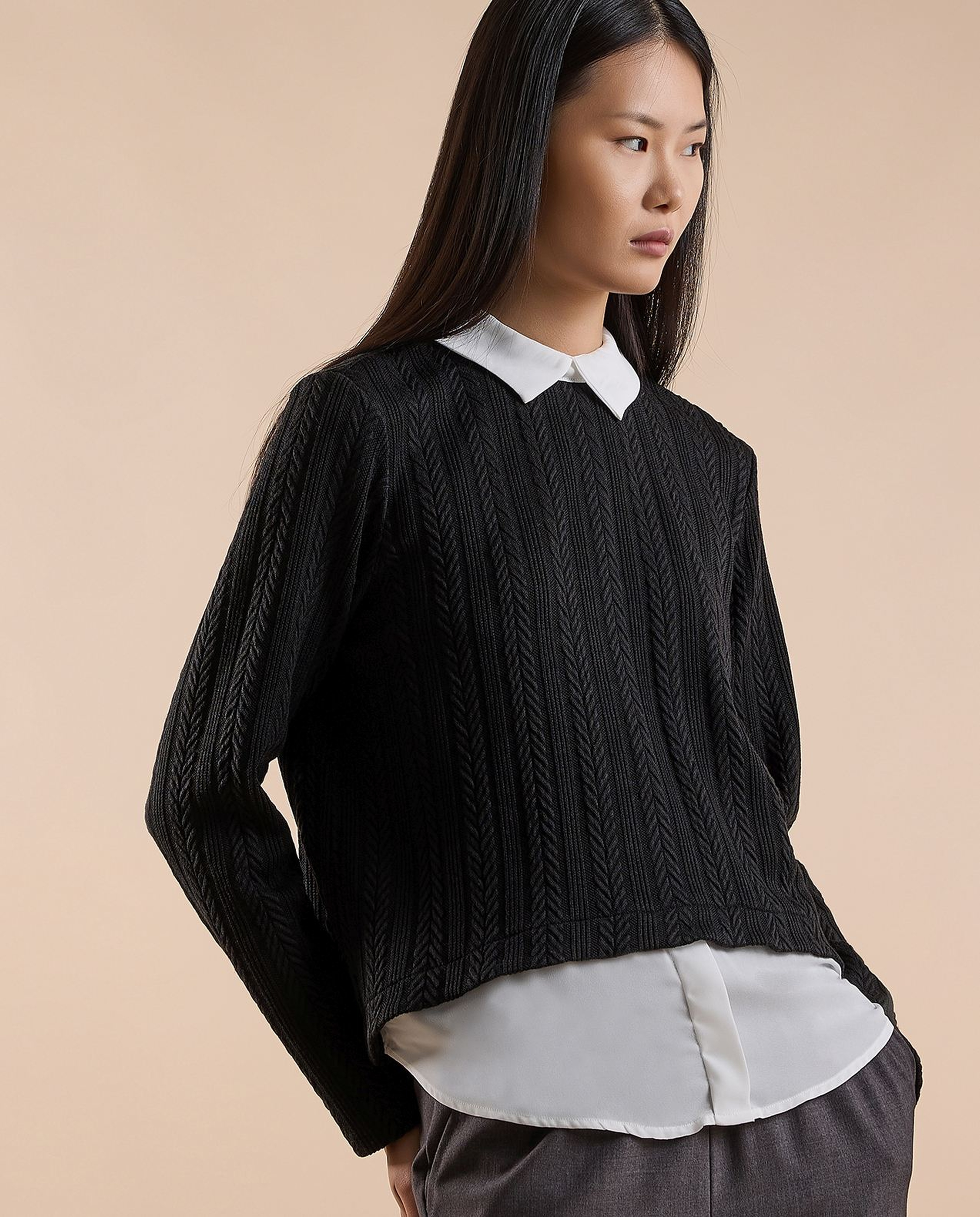 Knitted Top with Shirt Collar and Long Sleeves