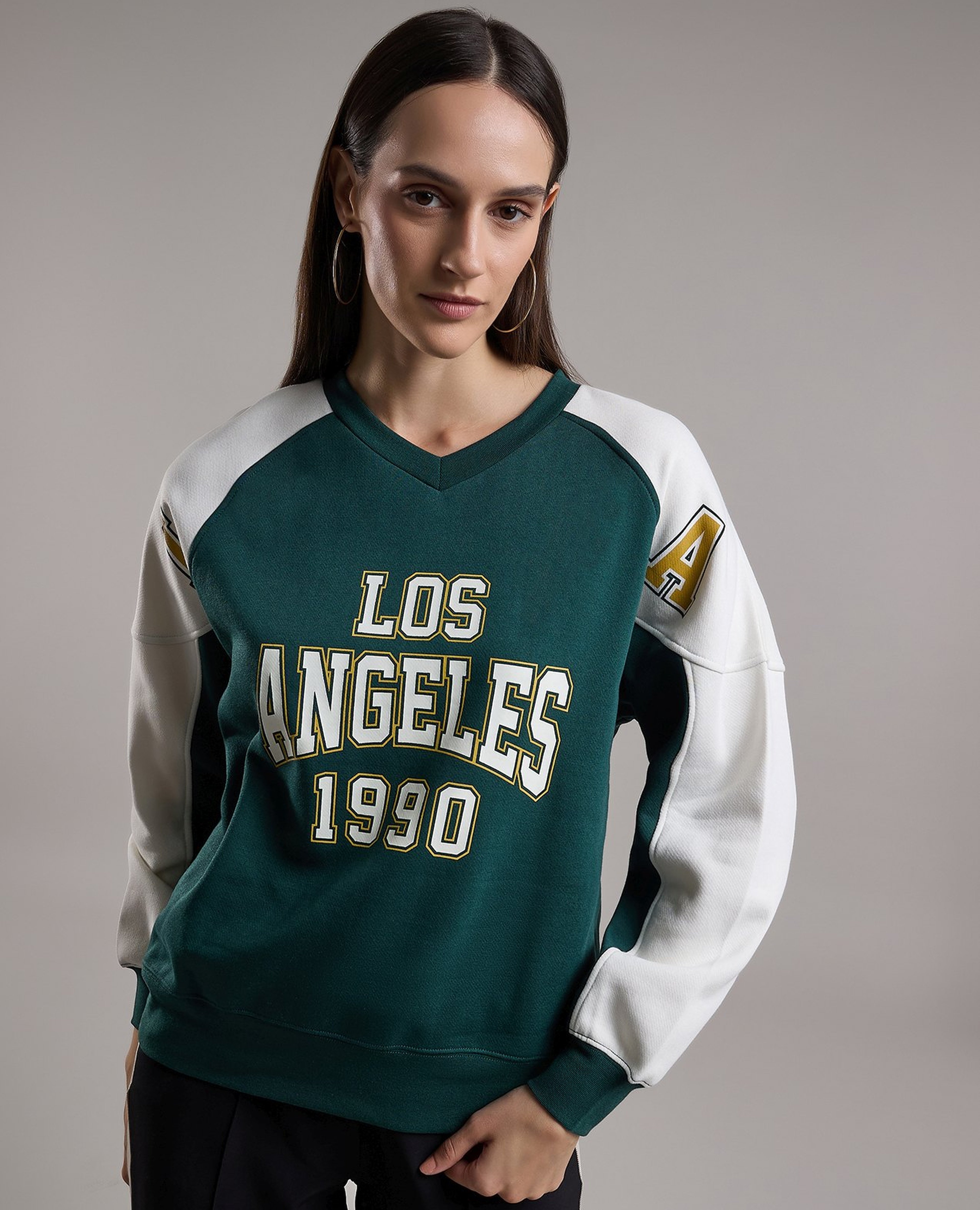 Color Block Sweatshirt with V-Neck and Raglan Sleeves