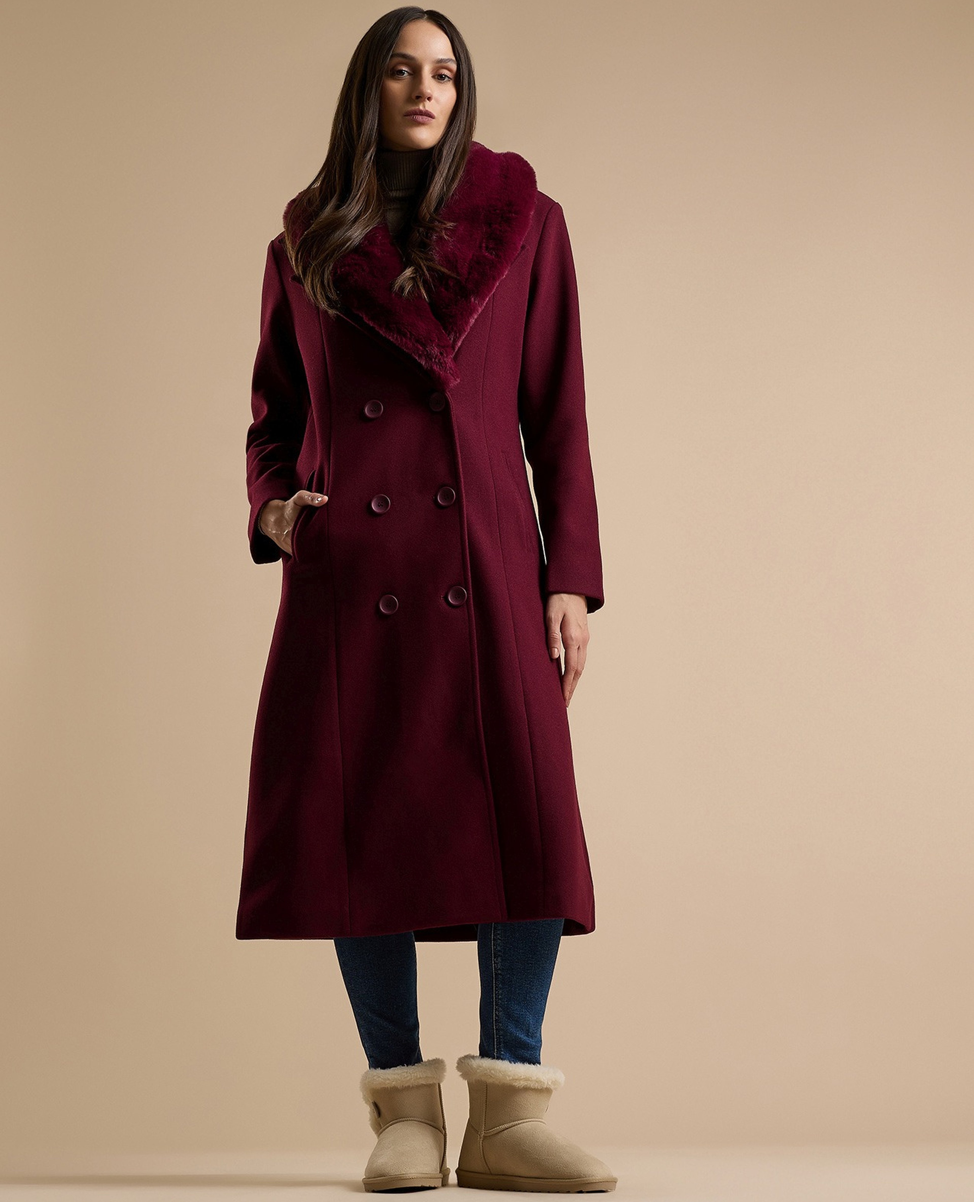 Fur Detail Overcoat with Long Sleeves
