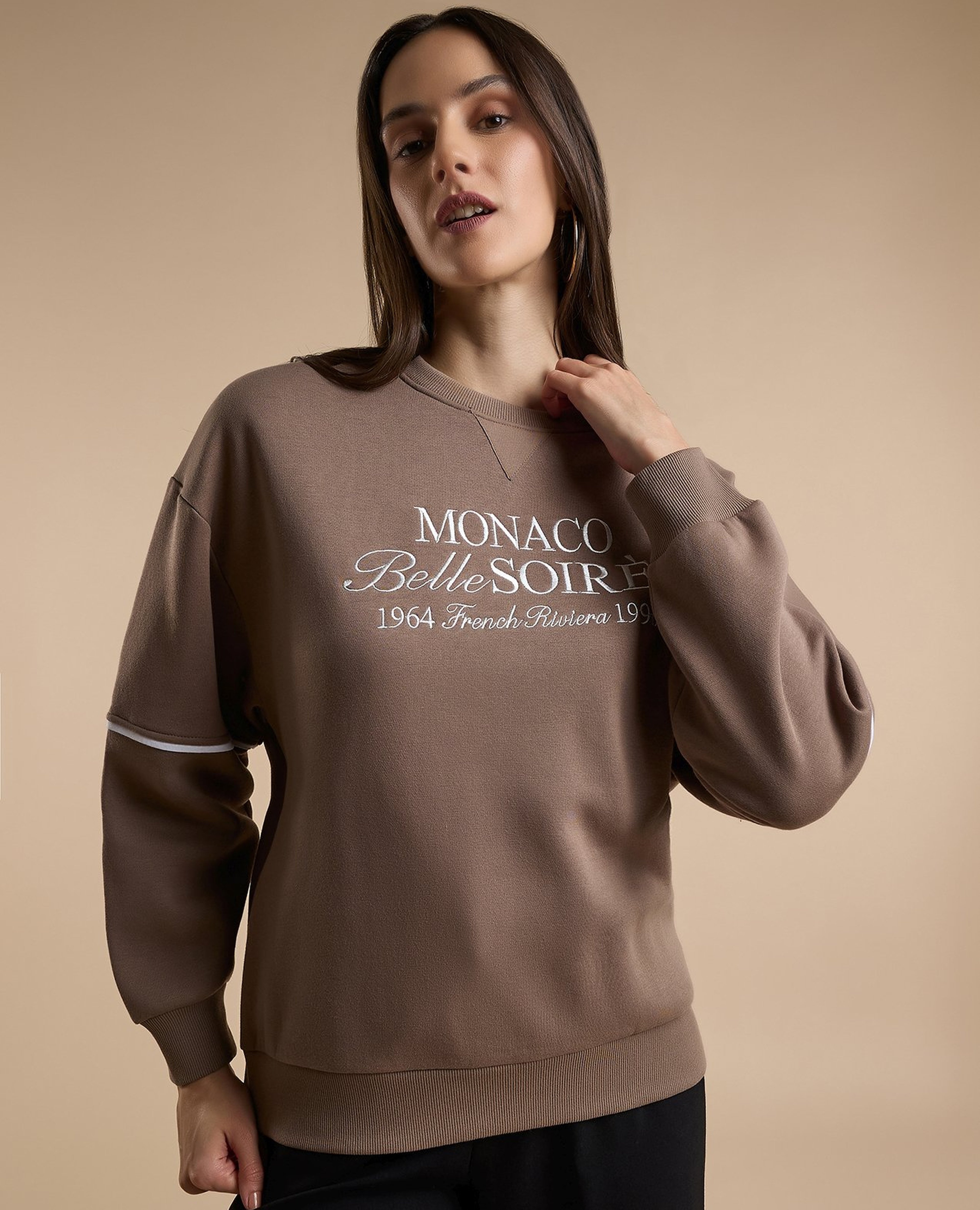 Typography Print Sweatshirt with Crew Neck and Long Sleeves