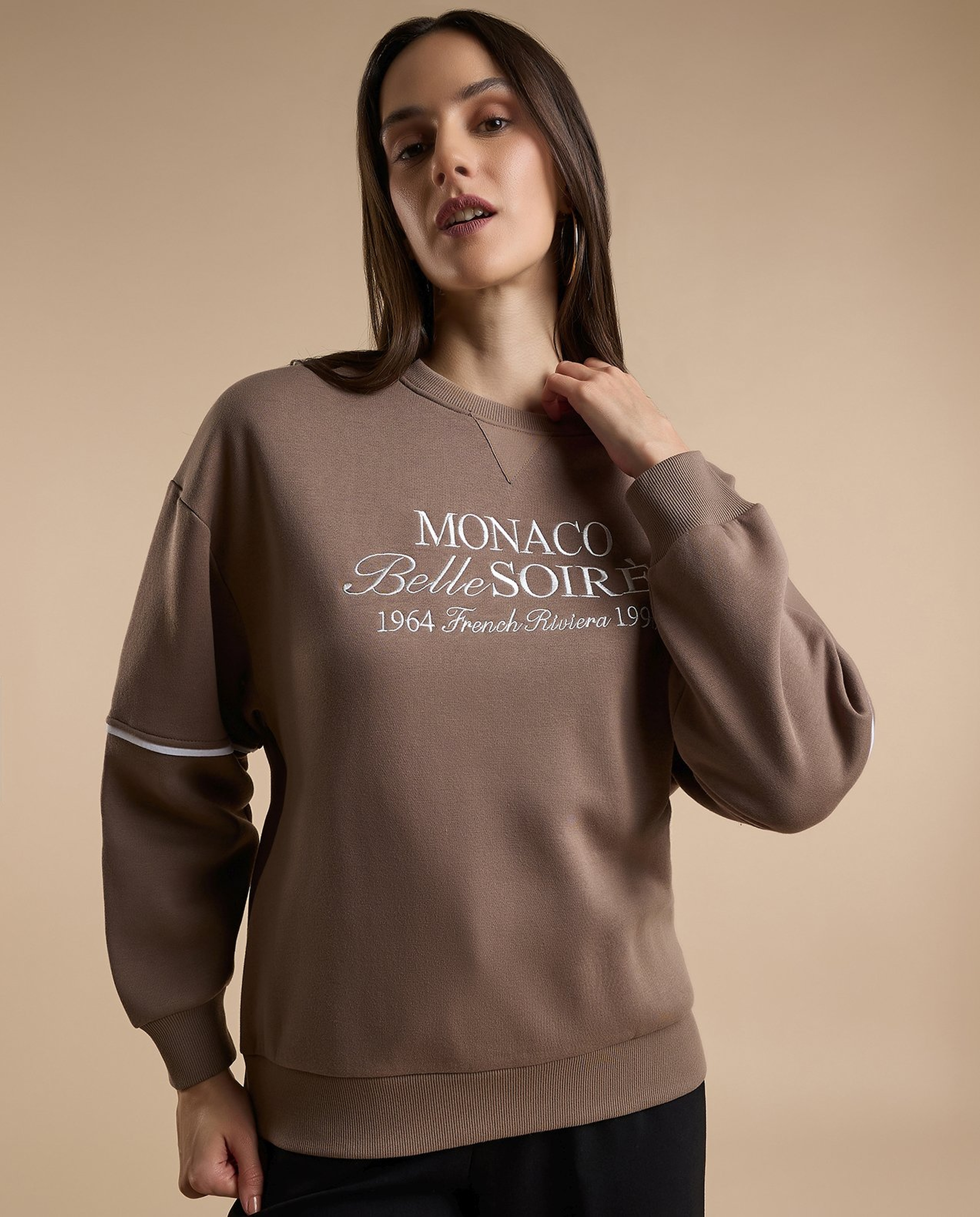 Typography Print Sweatshirt with Crew Neck and Long Sleeves