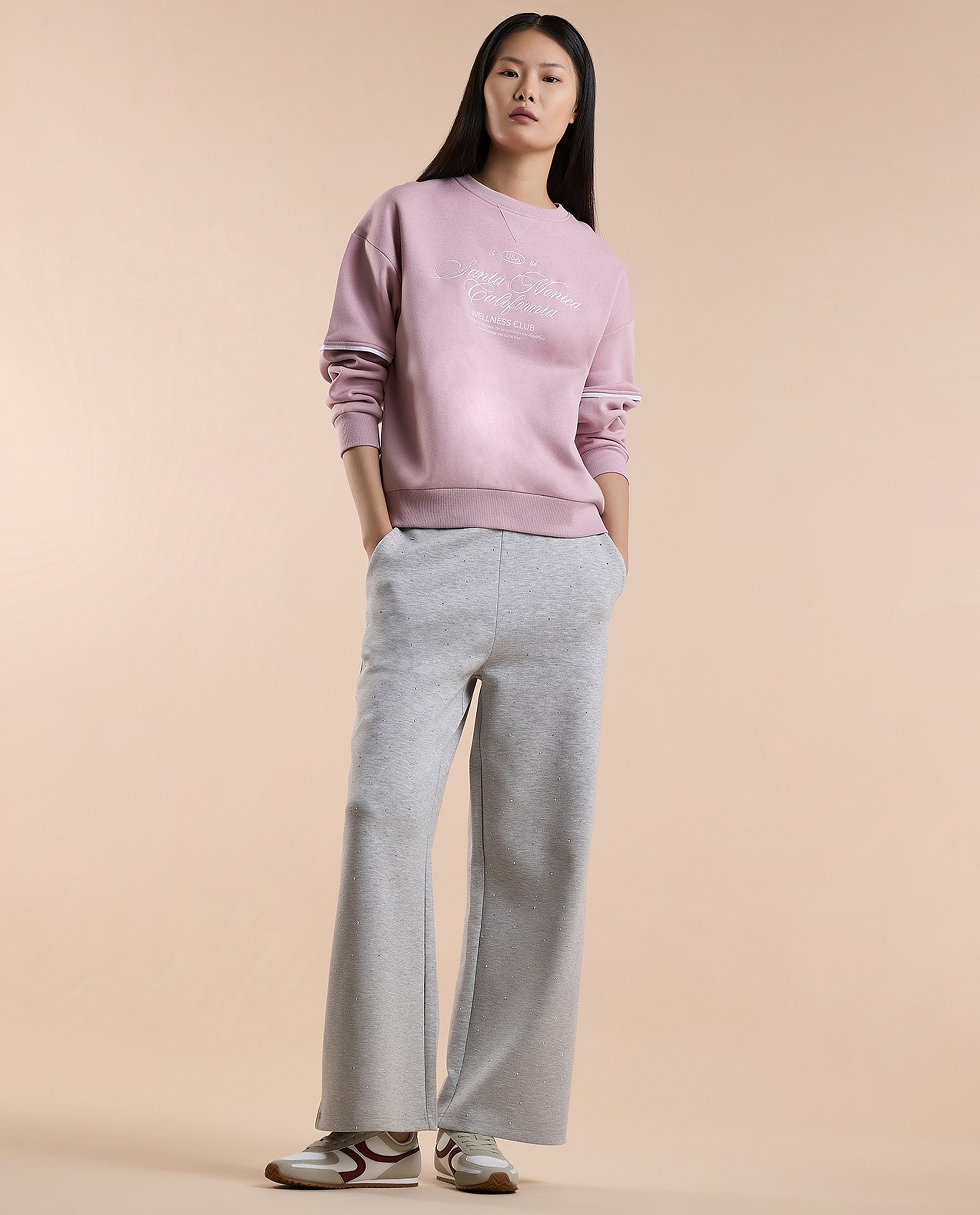 Typography Print Sweatshirt with Crew Neck and Long Sleeves