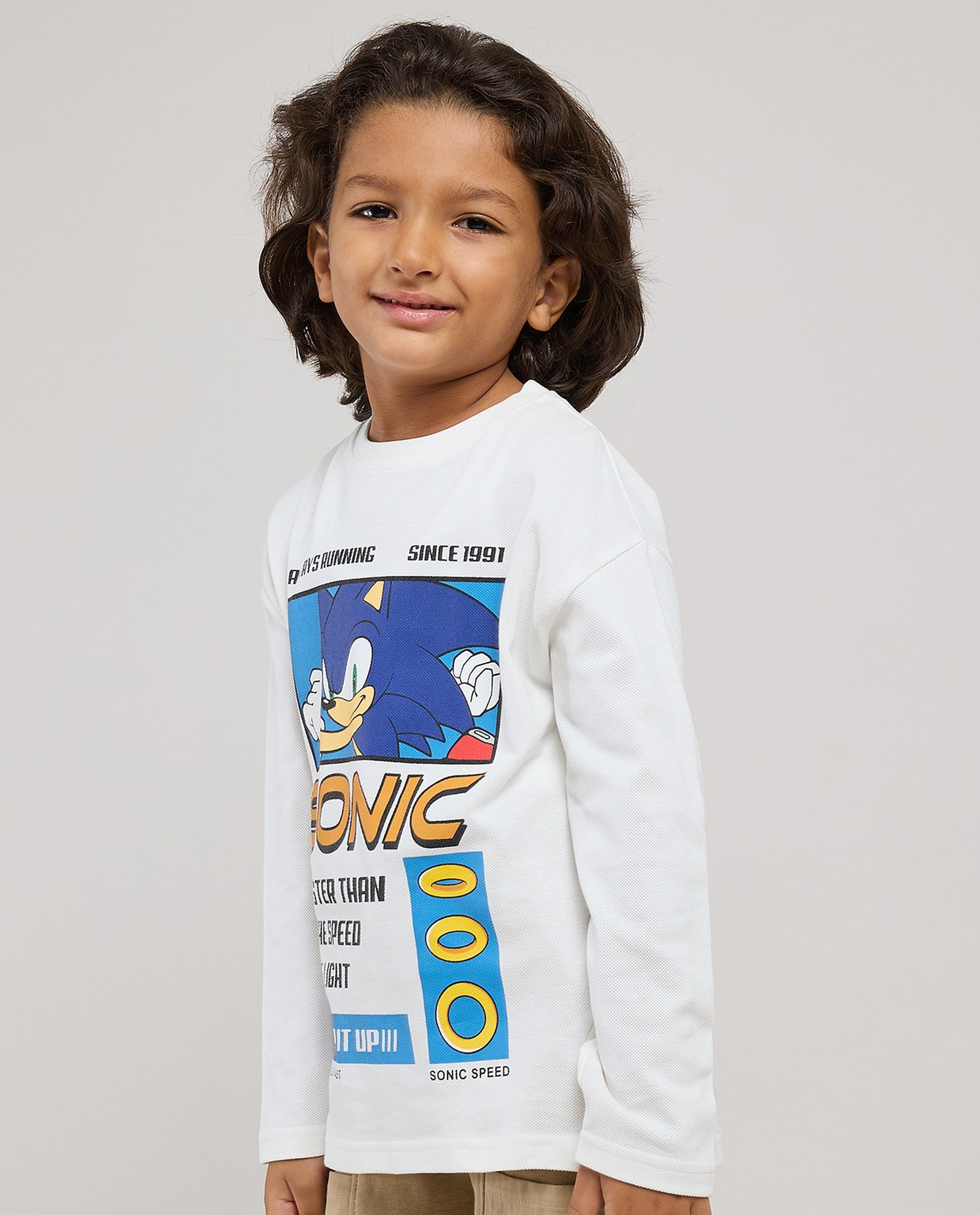Sonic The Hedgehog Printed T-Shirt with Crew Neck & Long Sleeves