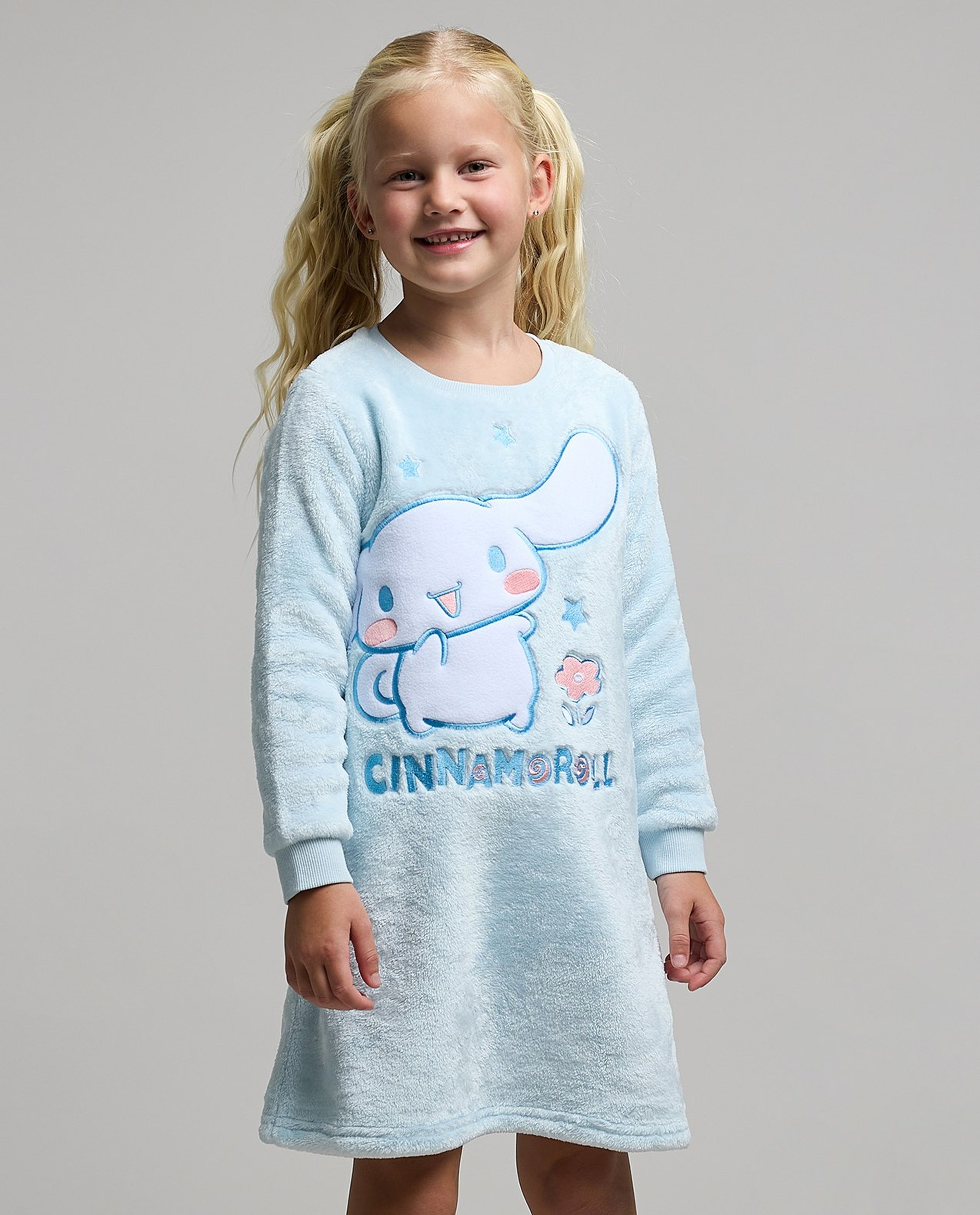 Cinnamoroll Embroidered Nightdress with Crew Neck and Long Sleeves