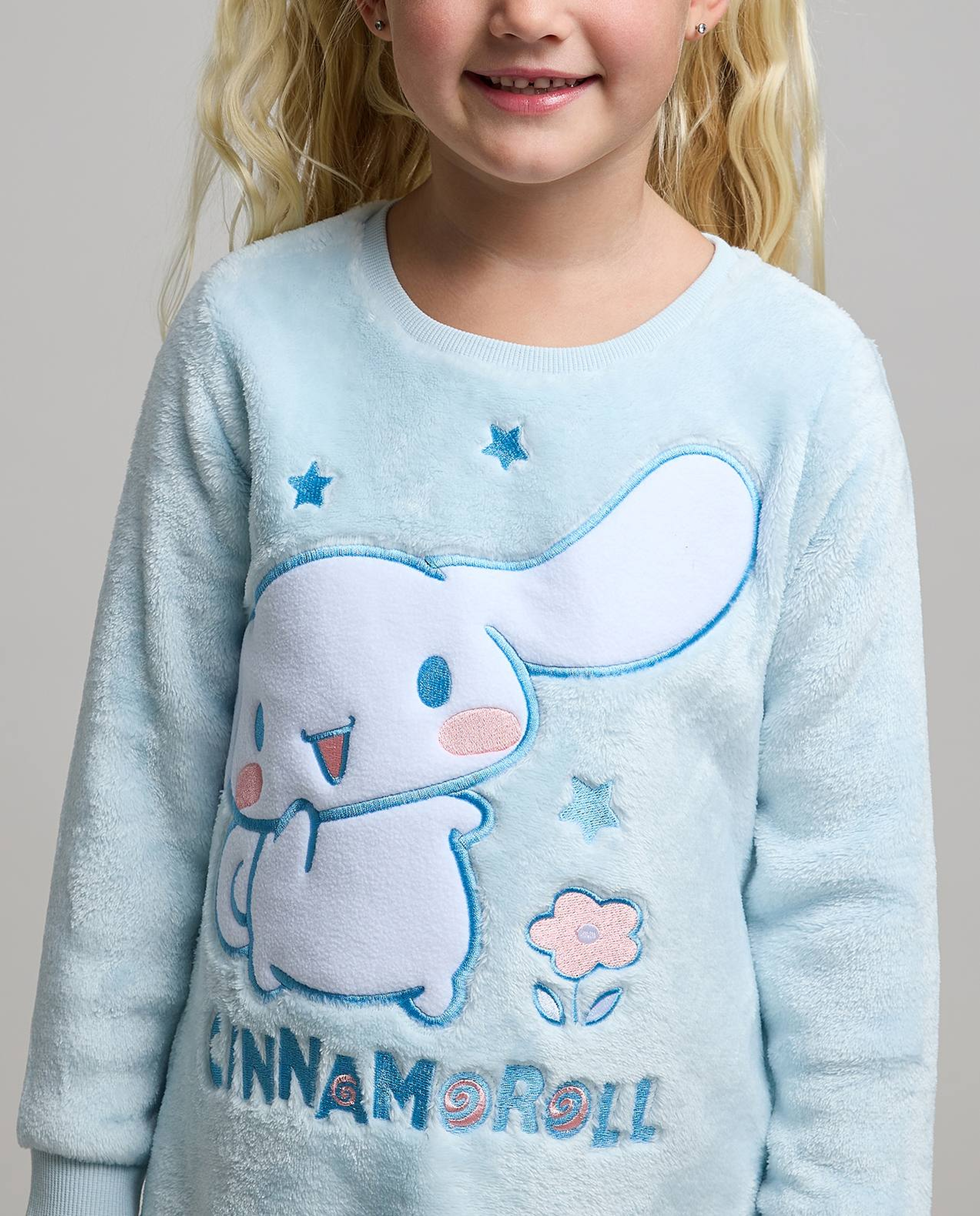 Cinnamoroll Embroidered Nightdress with Crew Neck and Long Sleeves