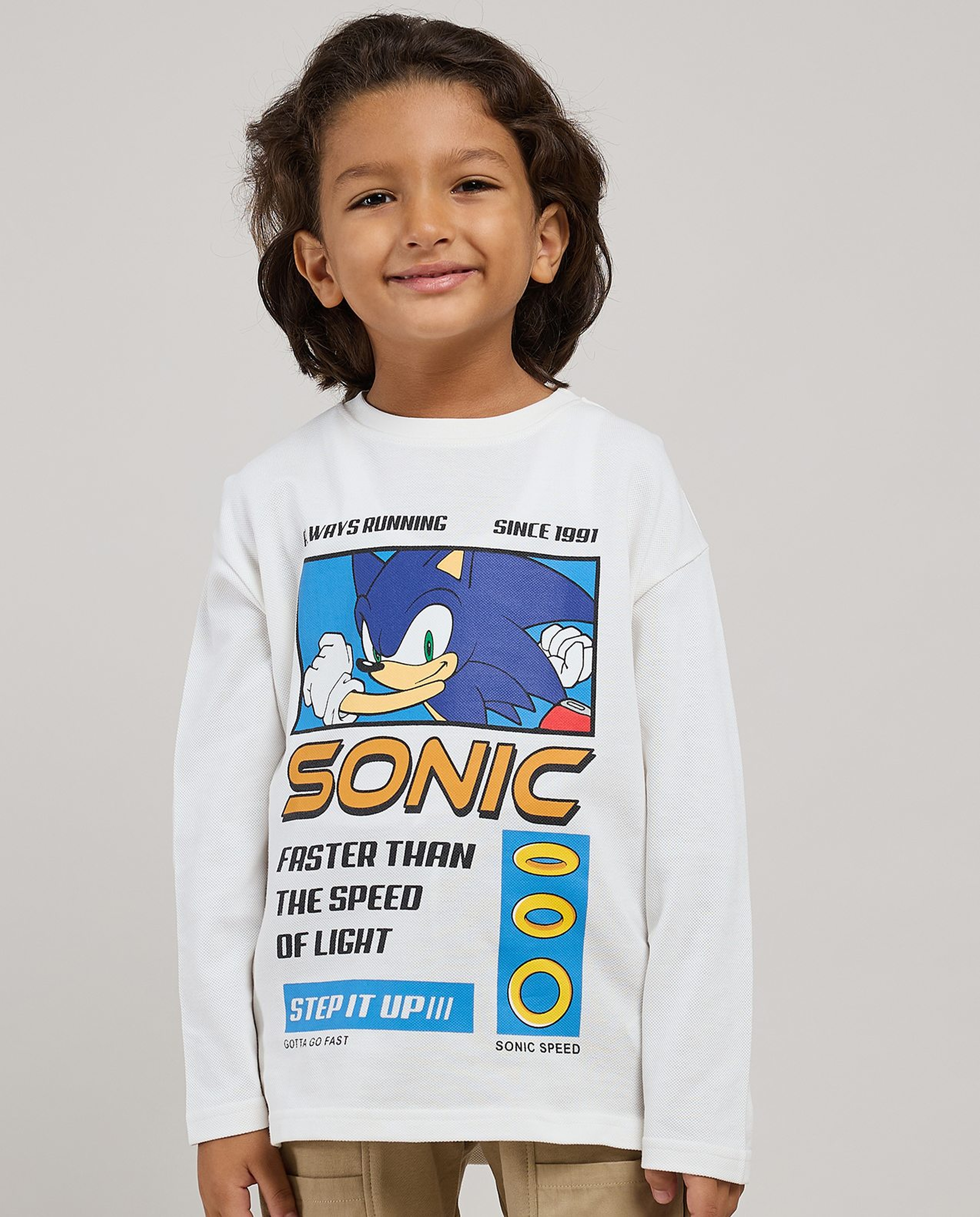 Sonic The Hedgehog Printed T-Shirt with Crew Neck & Long Sleeves