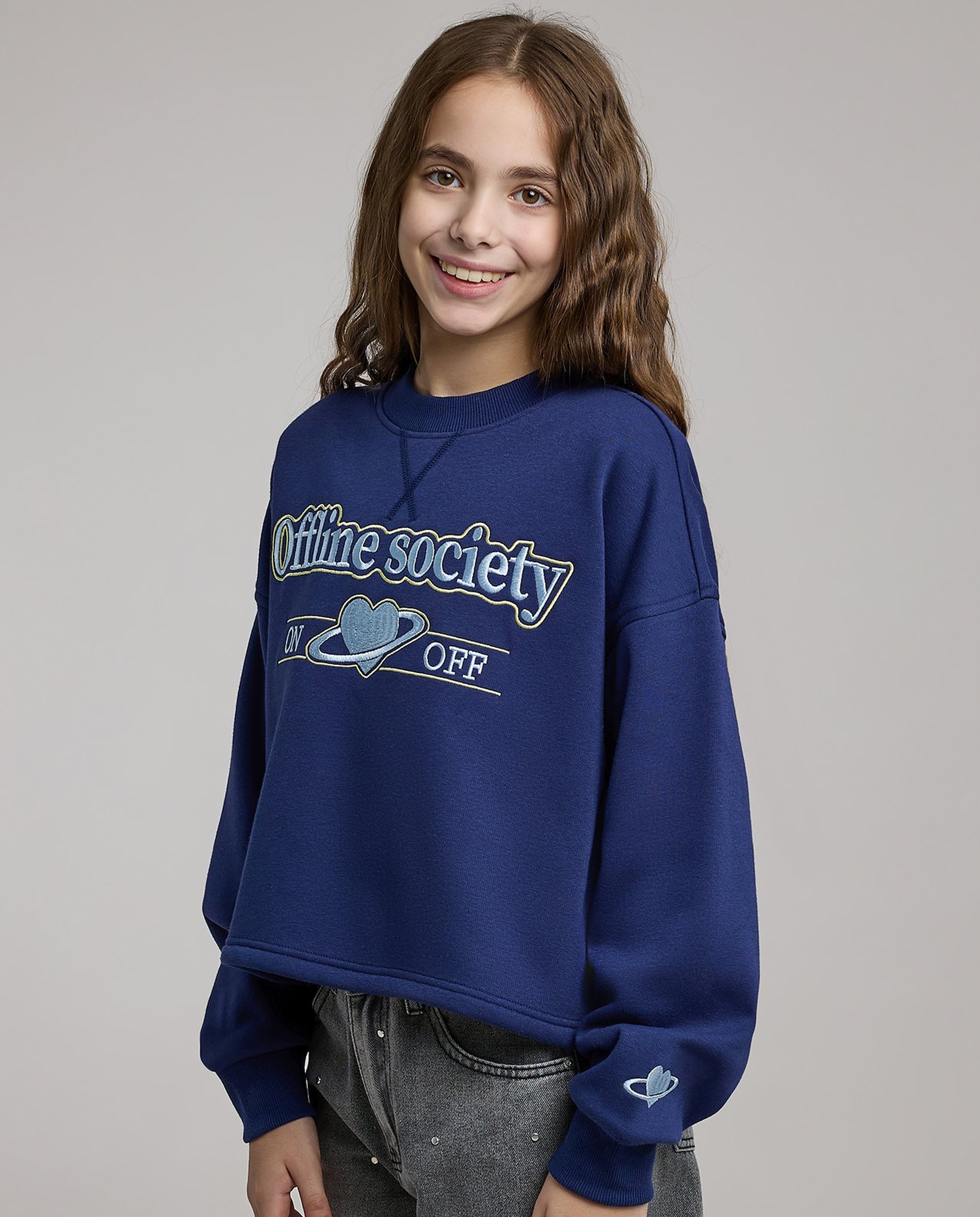 Embroidered Sweatshirt with Crew Neck and Long Sleeves