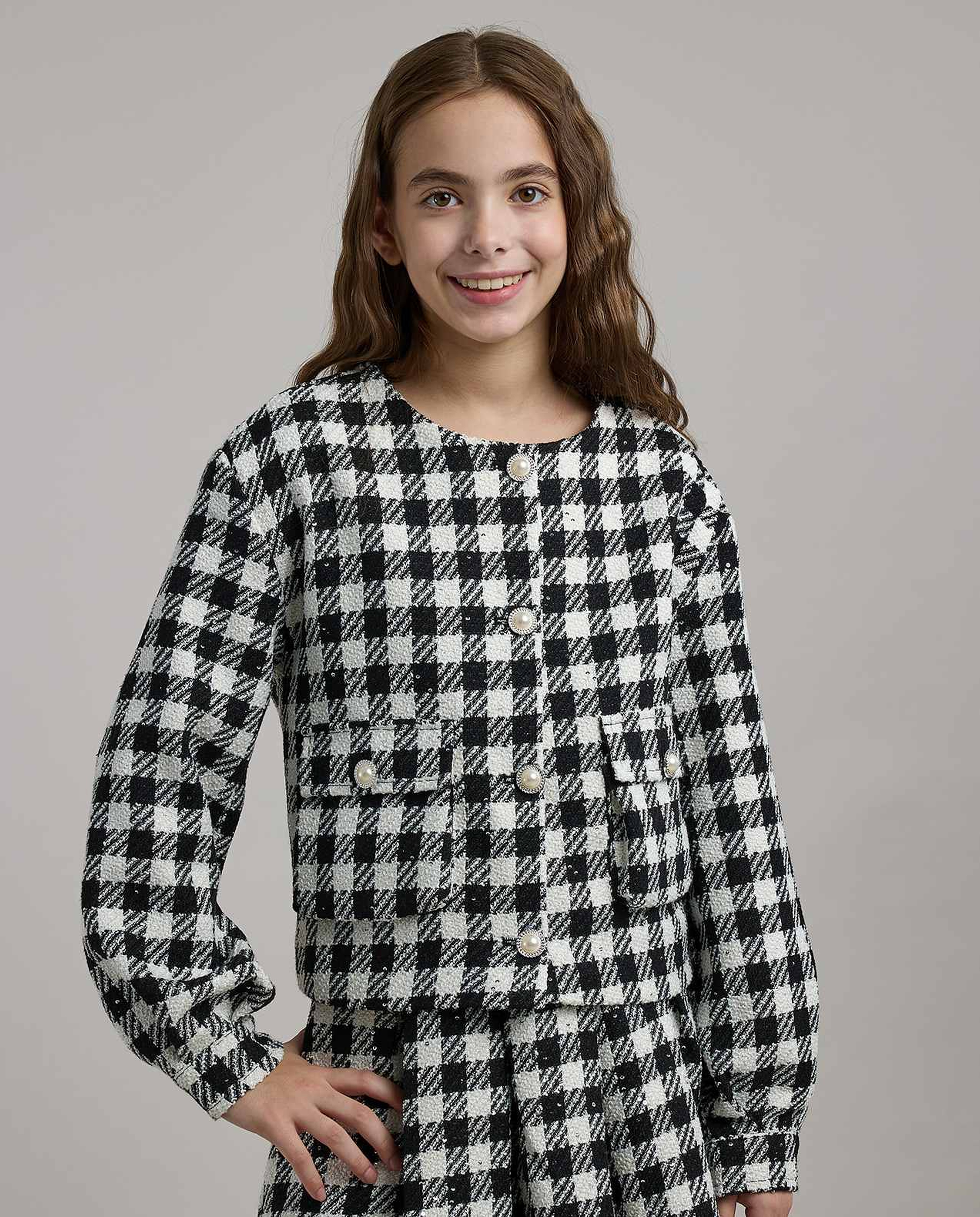 Checkered Jacket with Crew Neck and Long Sleeves