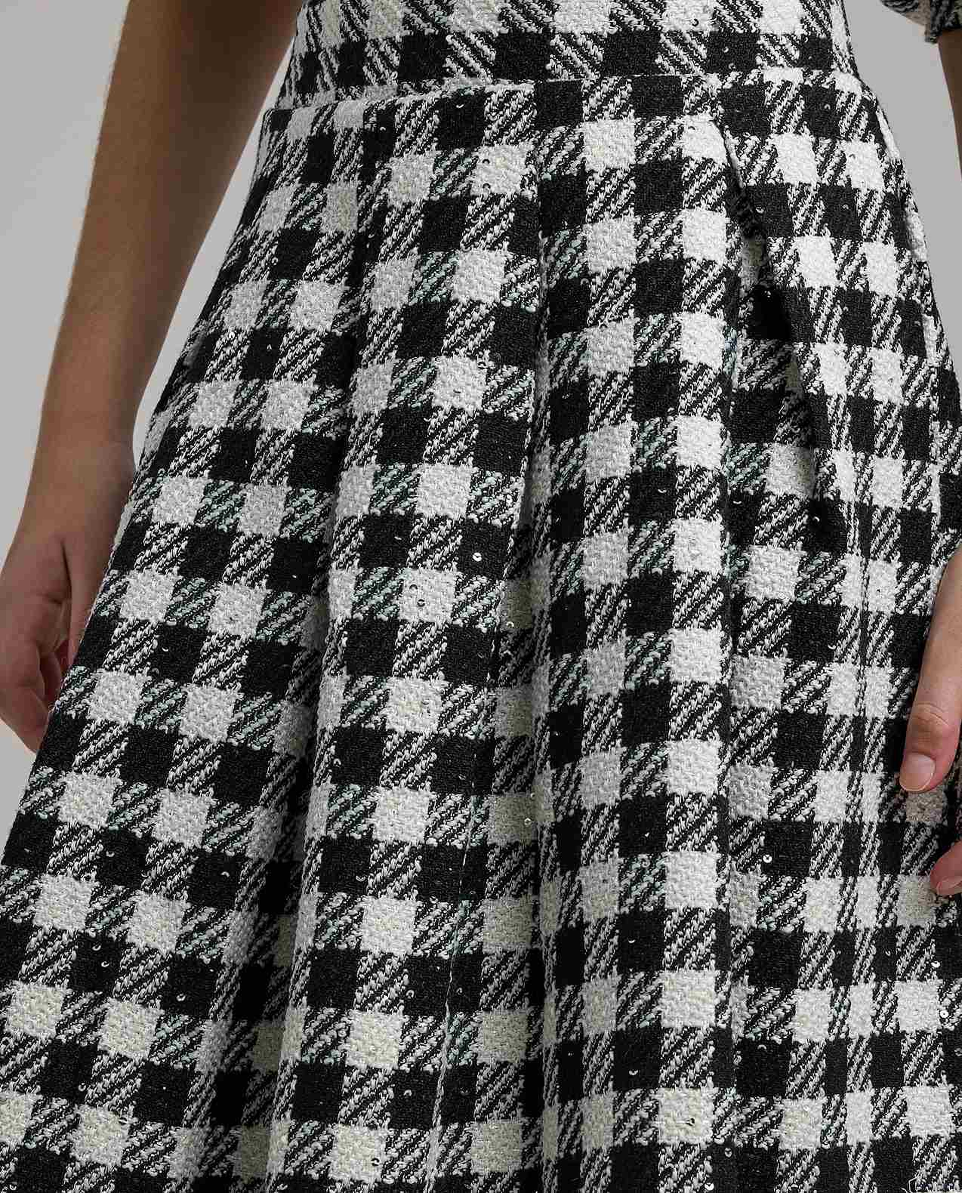 Checkered Pleated Skirt with Elastic Waist