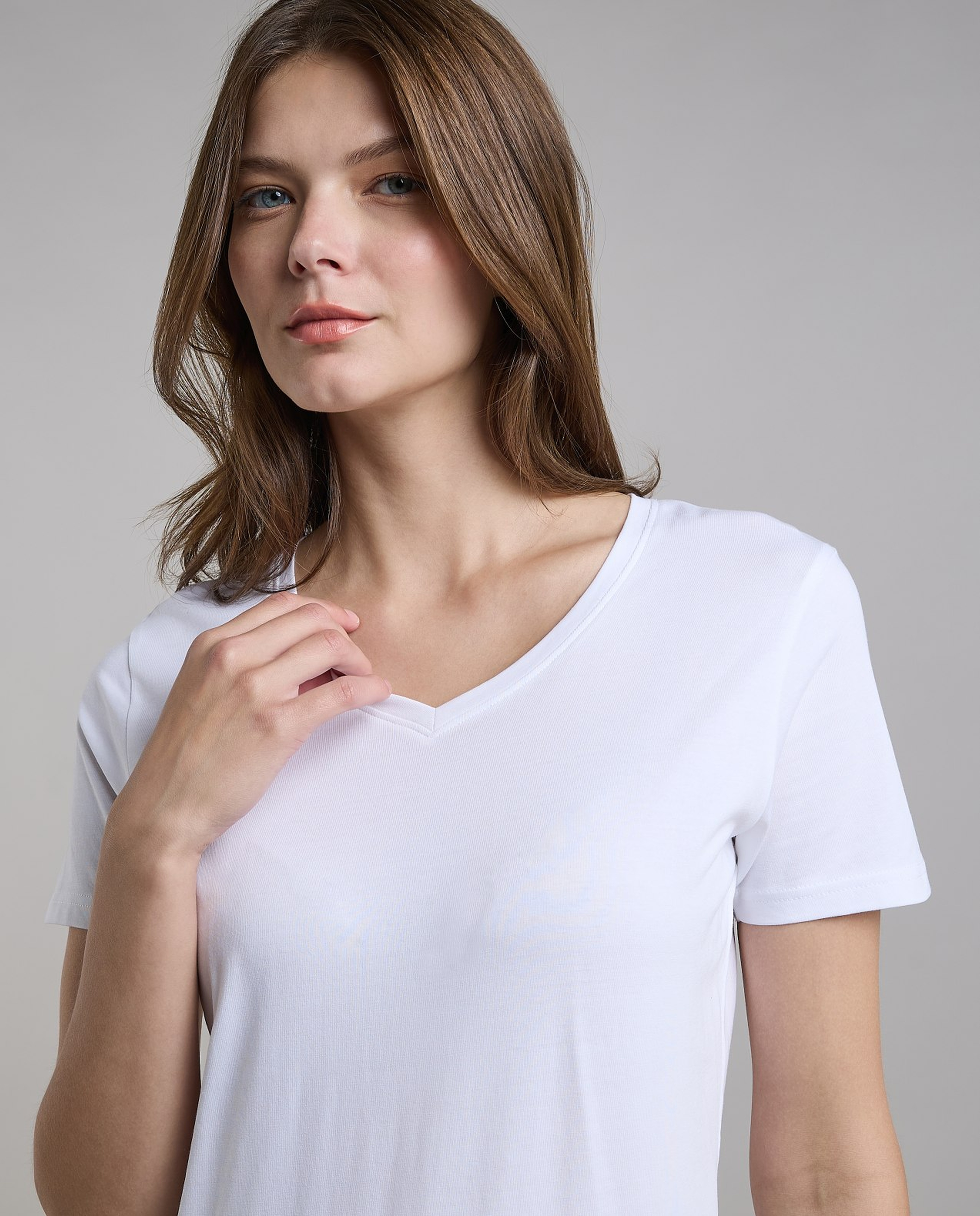 Solid T-Shirt with V-Neck and Short Sleeves