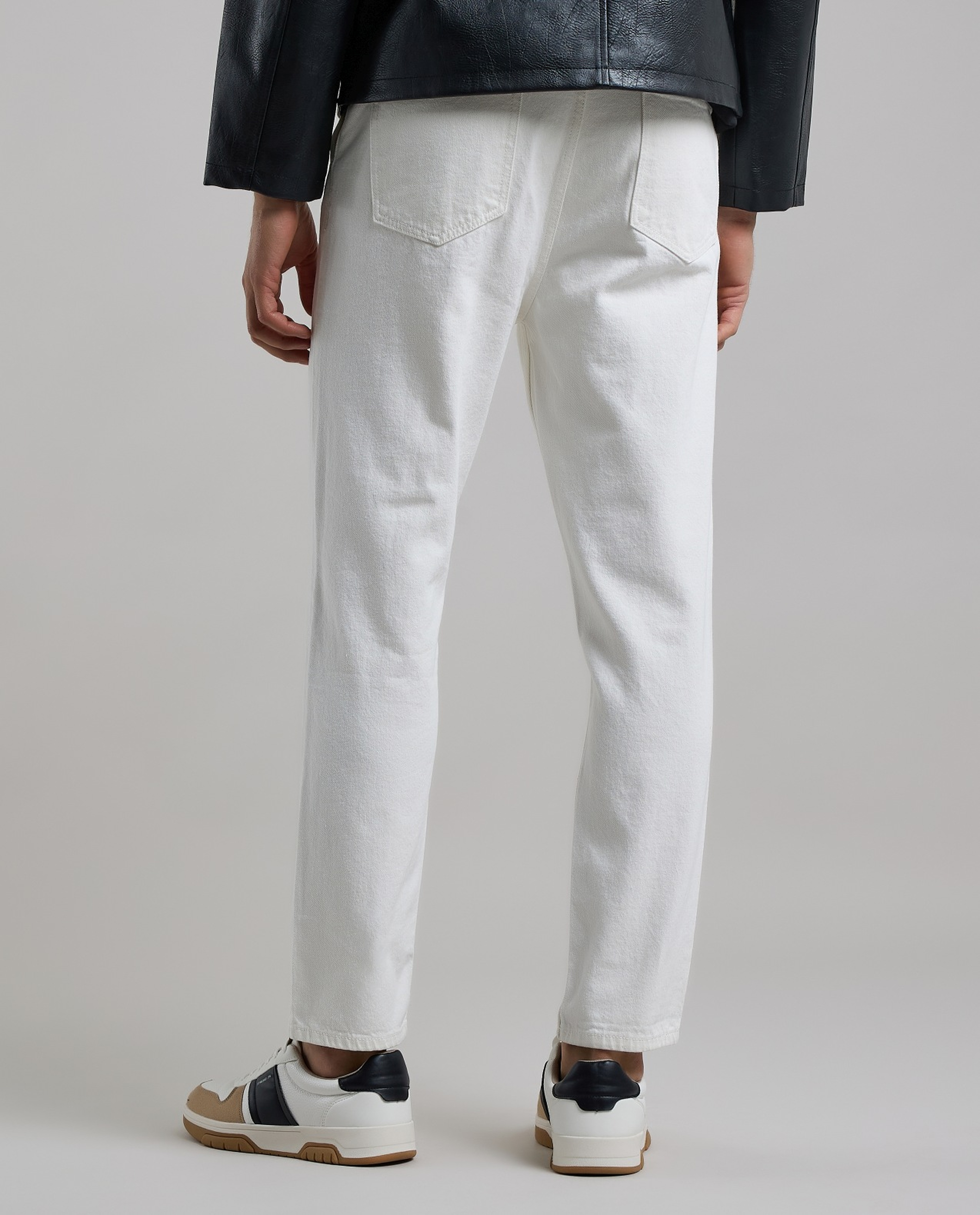 Solid Relaxed Fit Jeans with Button Closure