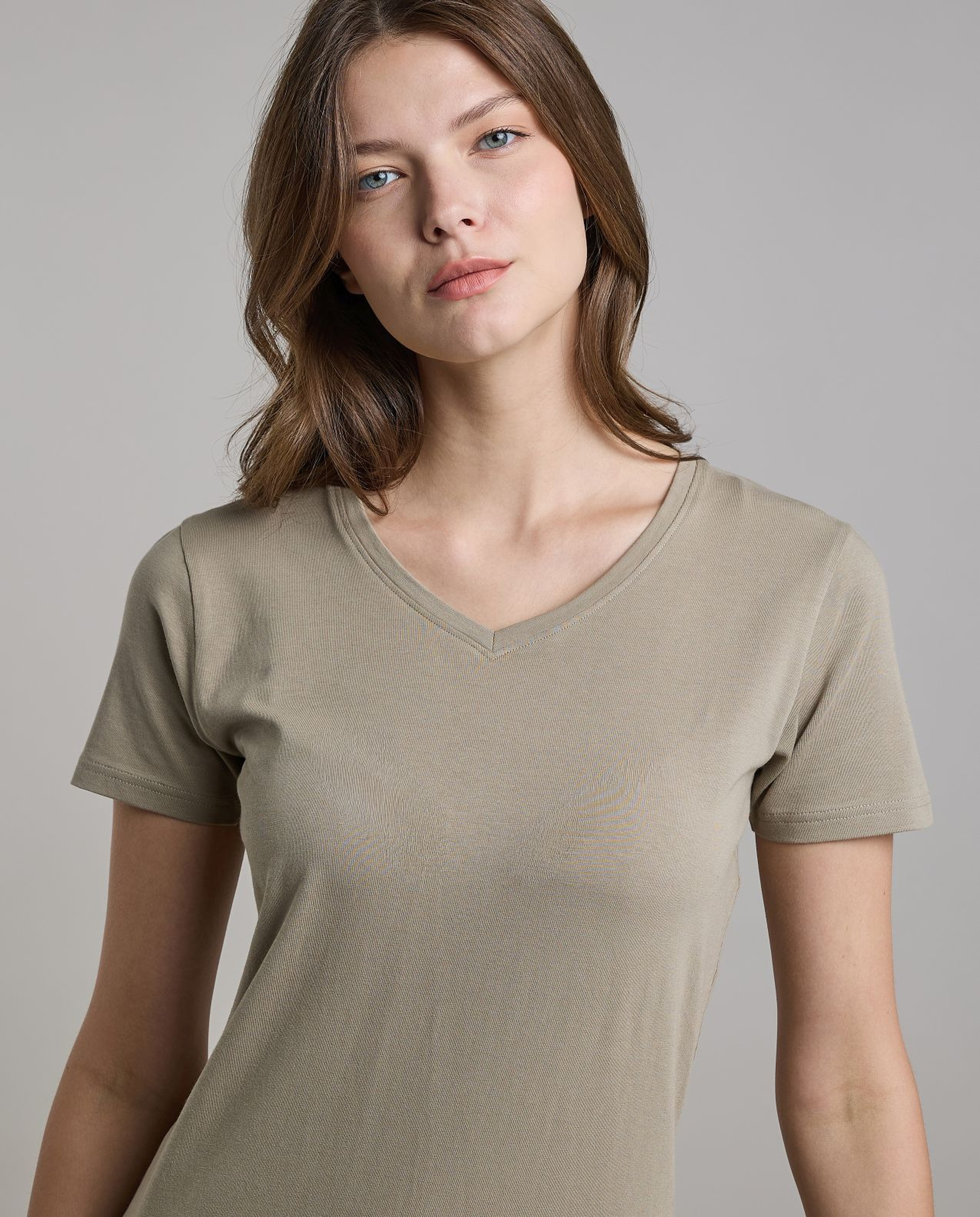 Solid T-Shirt with V-Neck and Short Sleeves