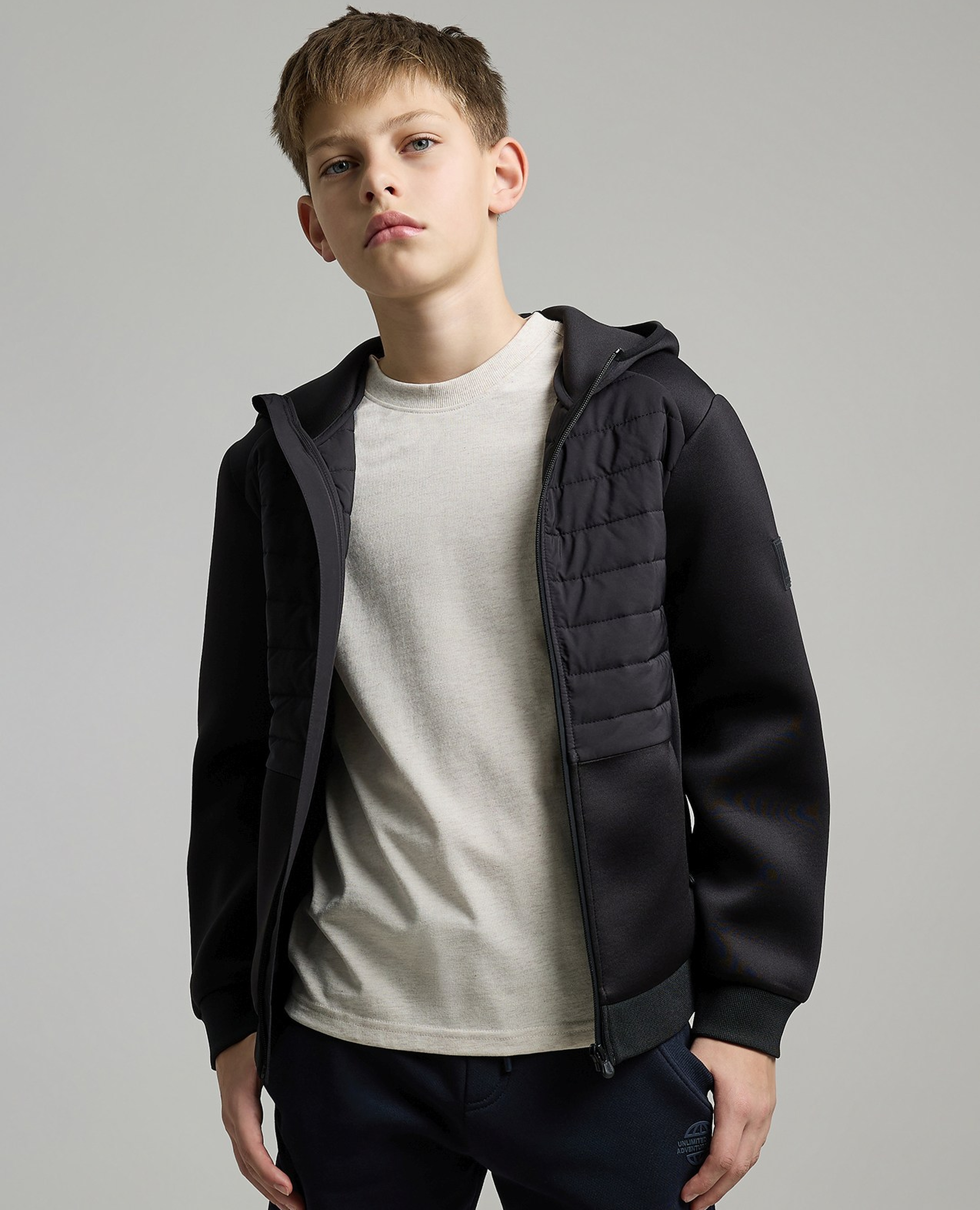 Zippered Hooded Jacket with Long Sleeves