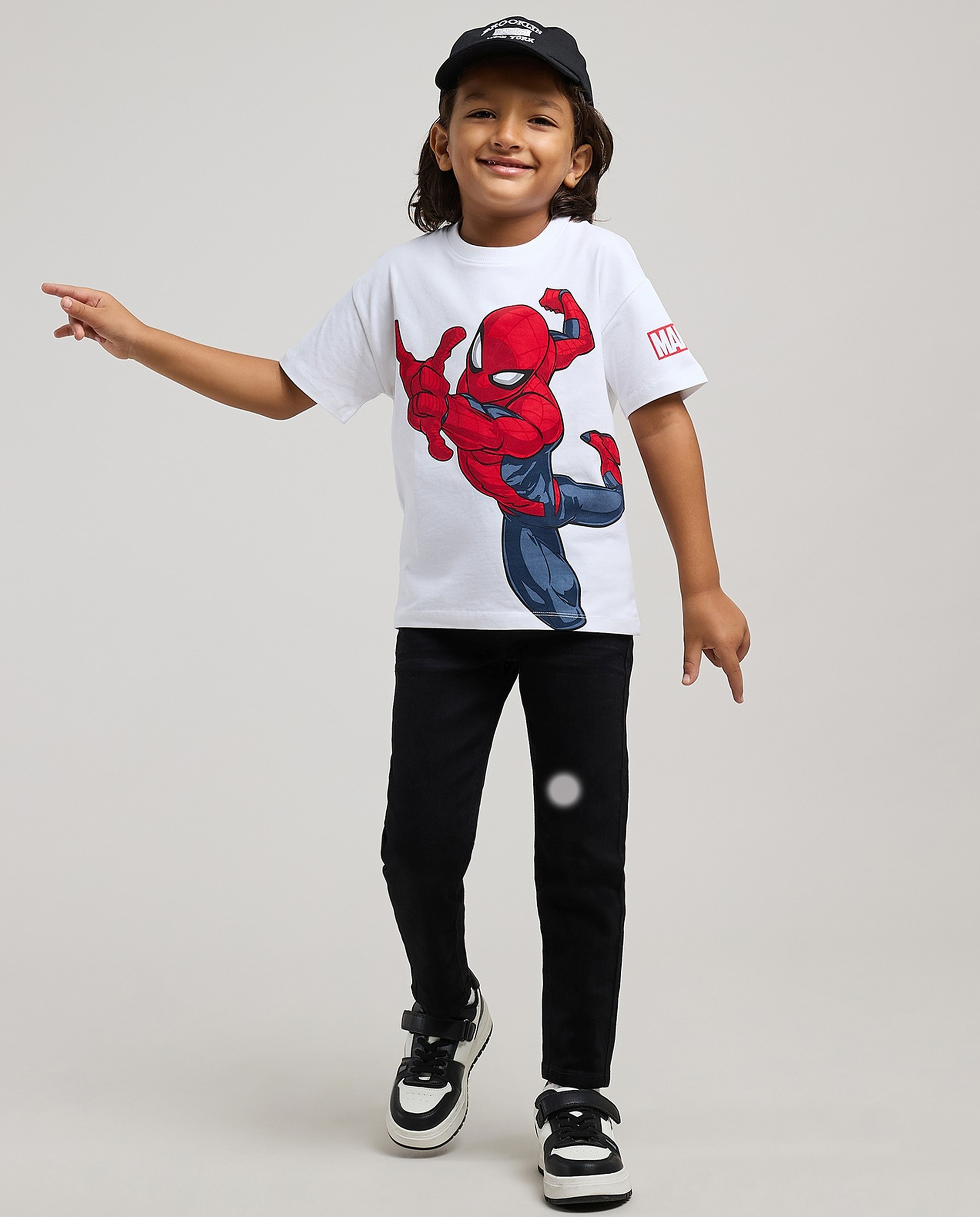 Solid Straight Fit Jeans with Button Closure