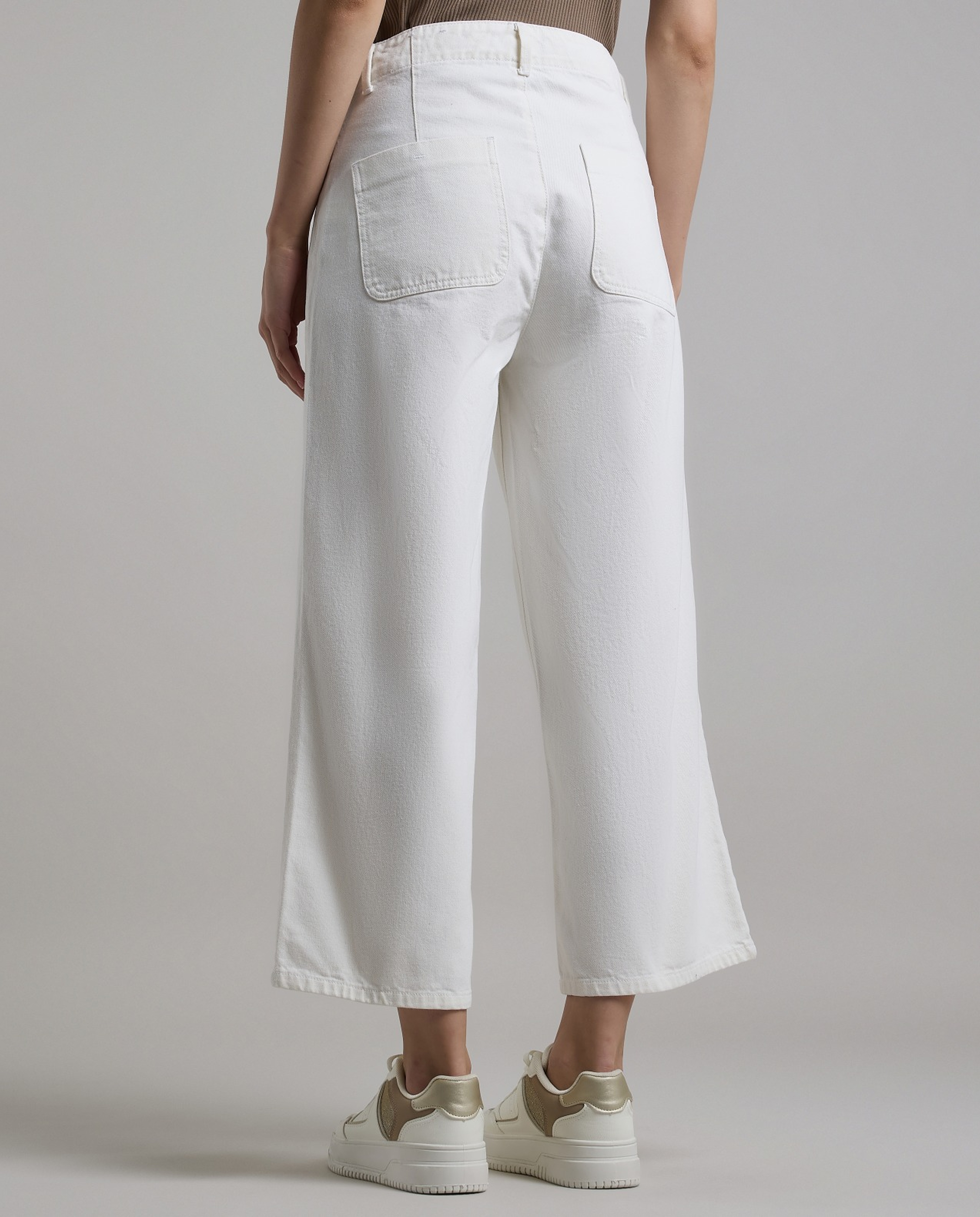 Solid Wide Leg Culotte Jeans with Button Closure
