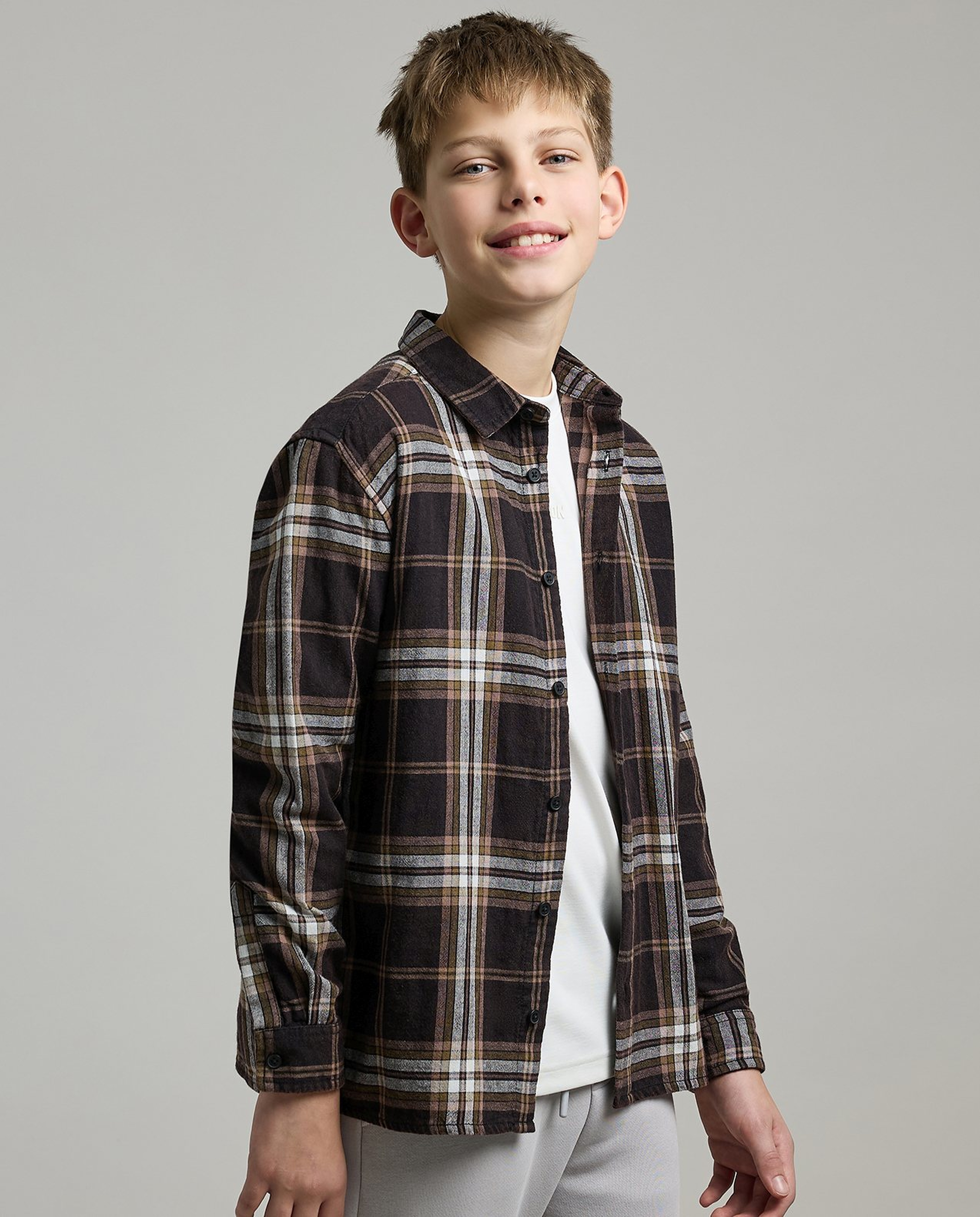 Plaid Shirt with Classic Collar and Long Sleeves