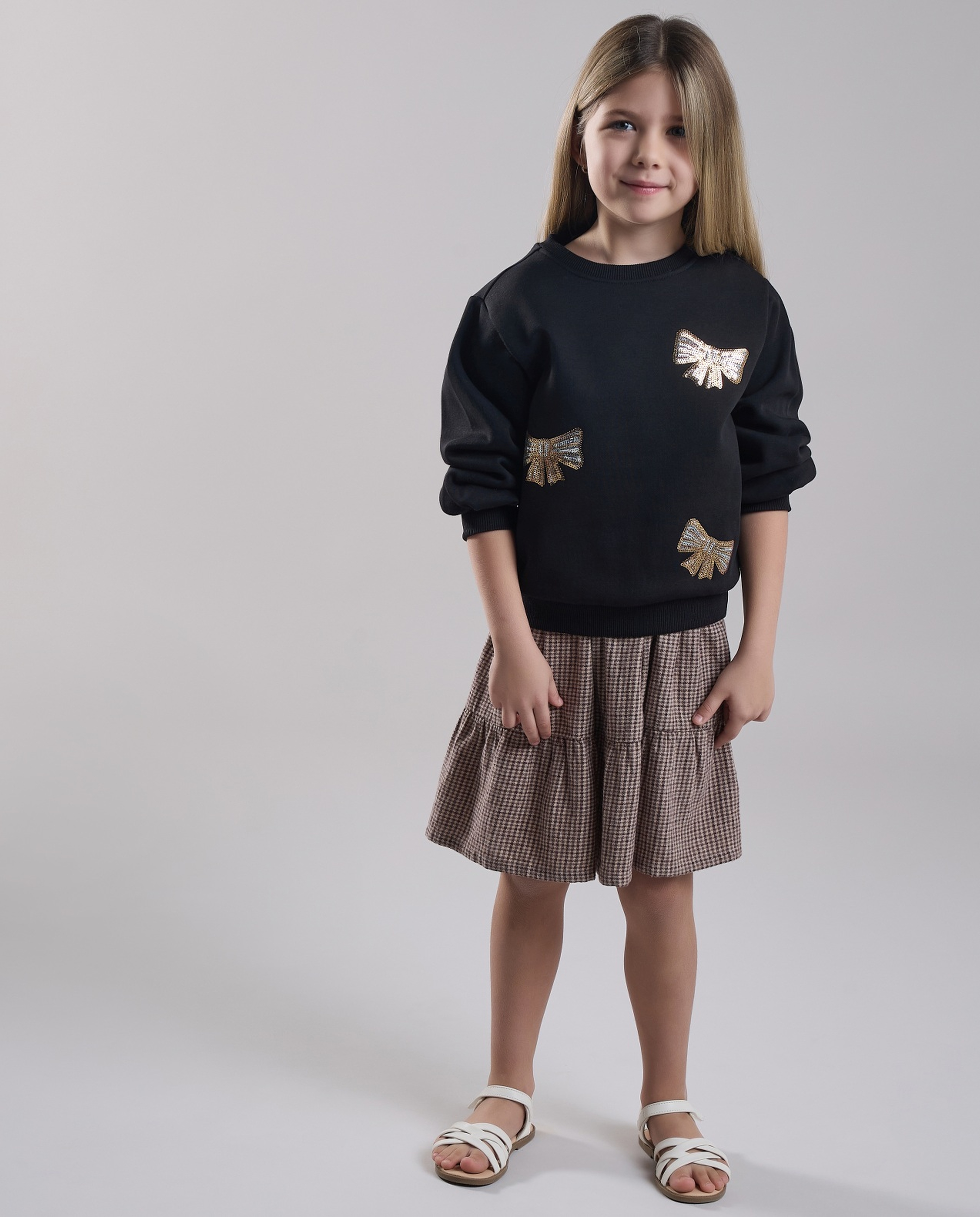 Sequined Sweatshirt with Crew Neck and Long Sleeves