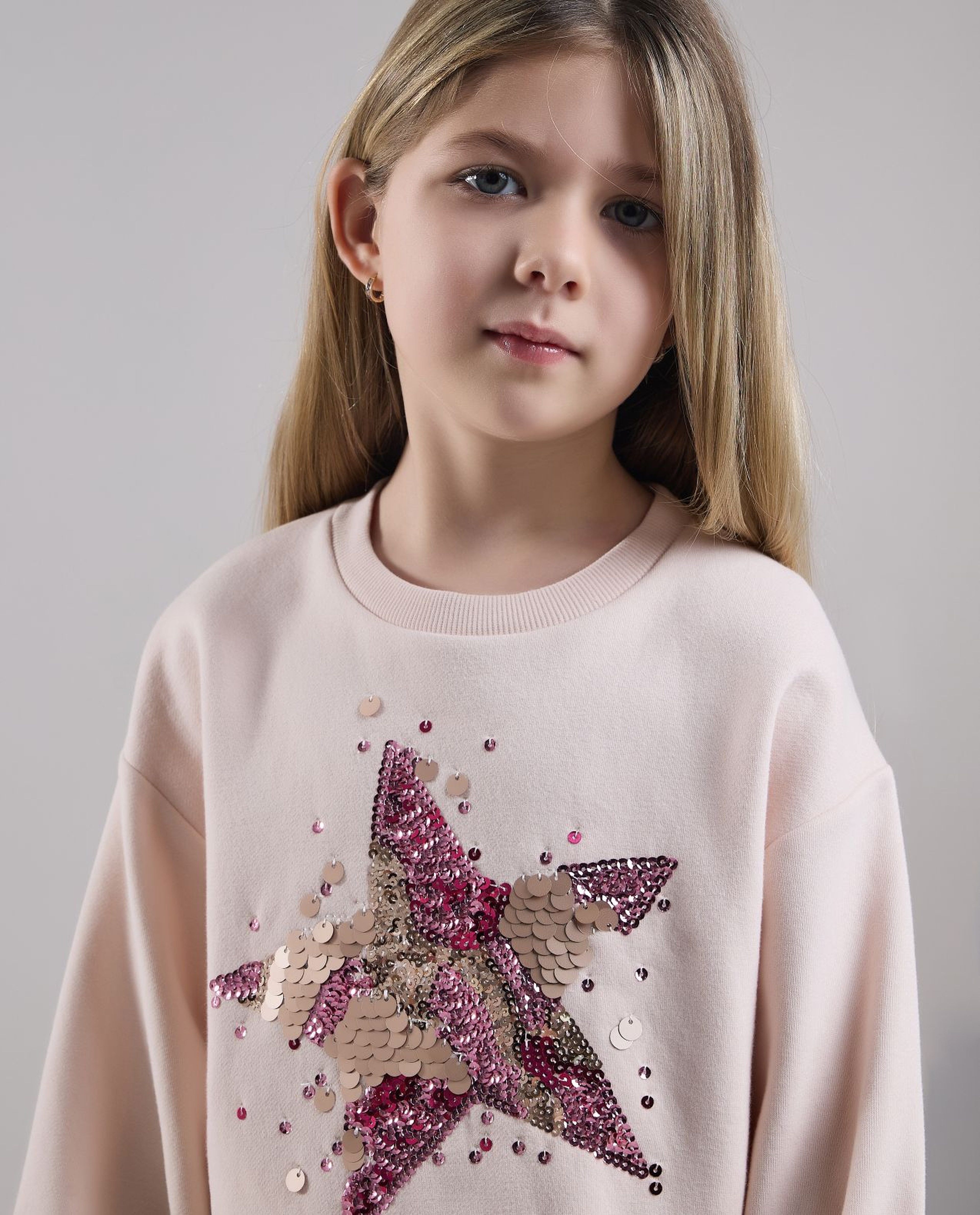 Sequined Sweatshirt with Crew Neck and Long Sleeves