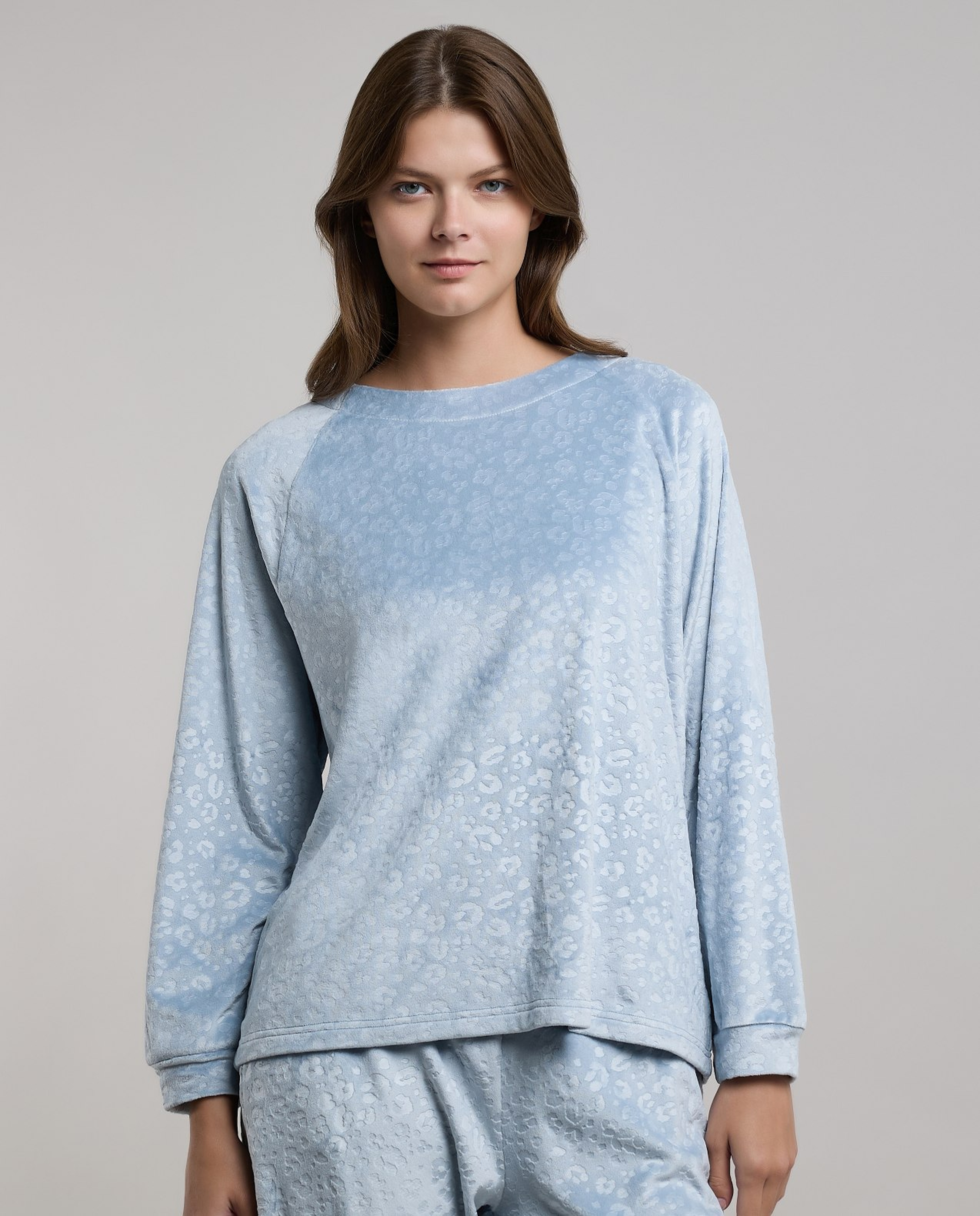 Self Patterned Pyjama Set