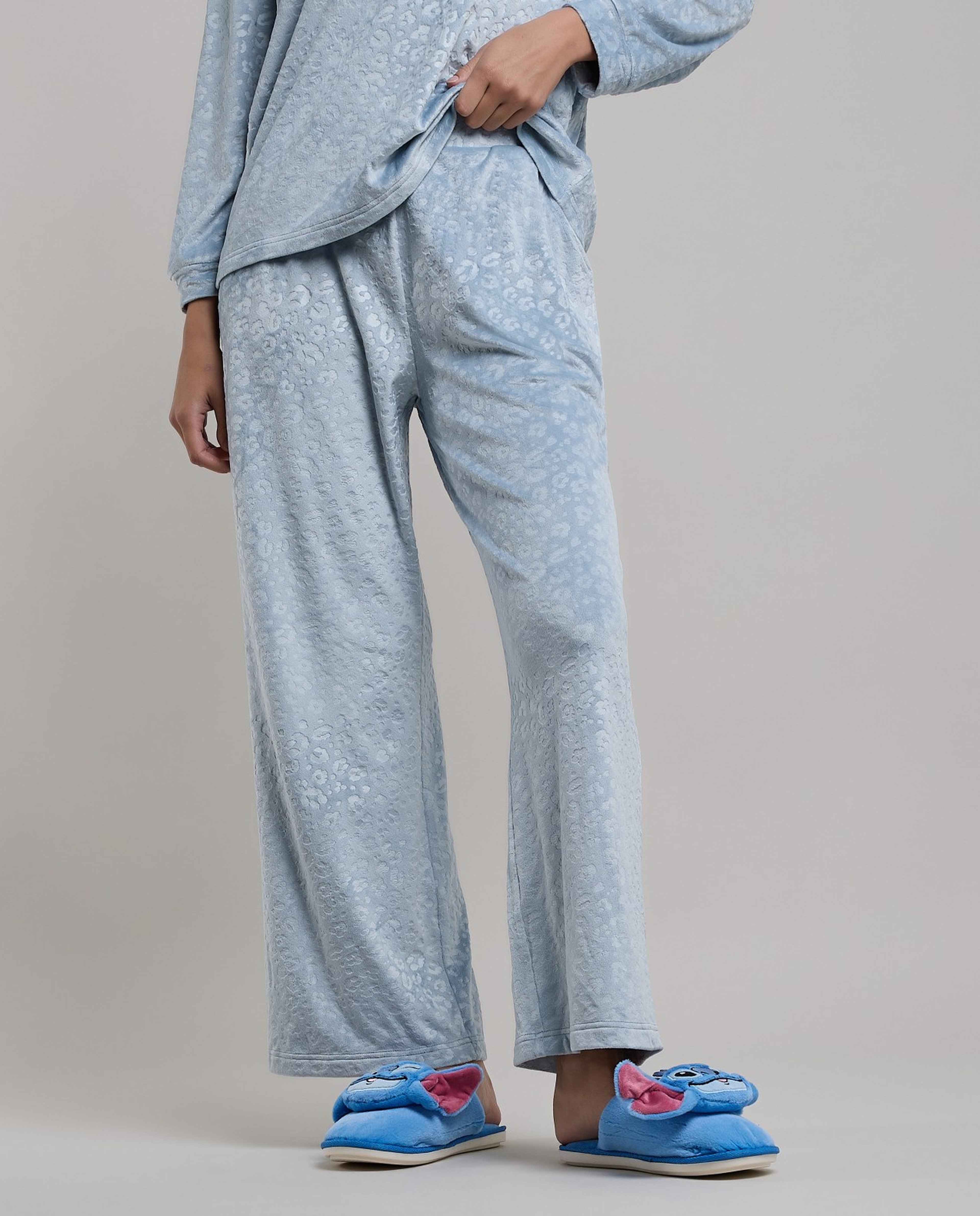 Self Patterned Pyjama Set