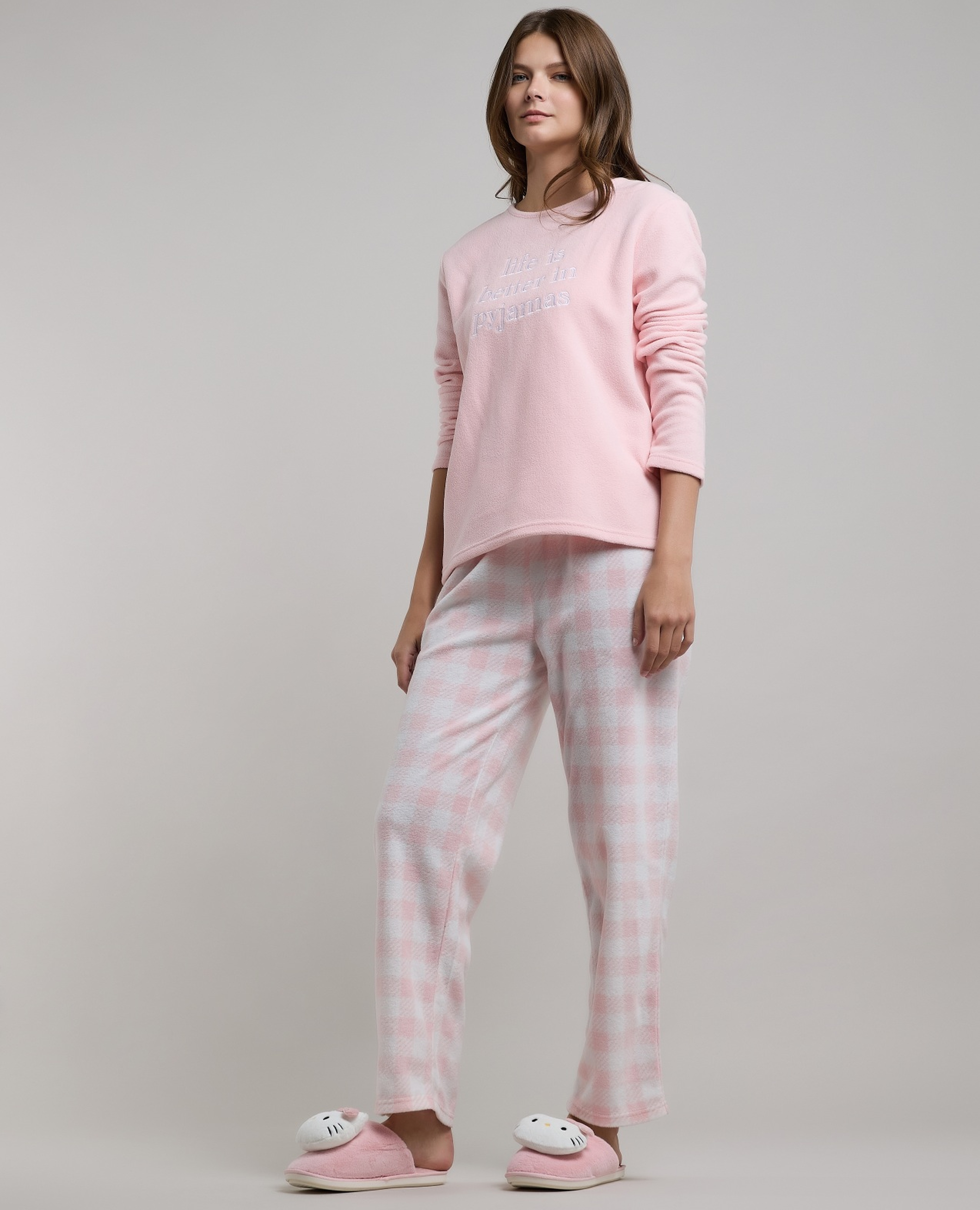 طقم بيجاما كاروهات