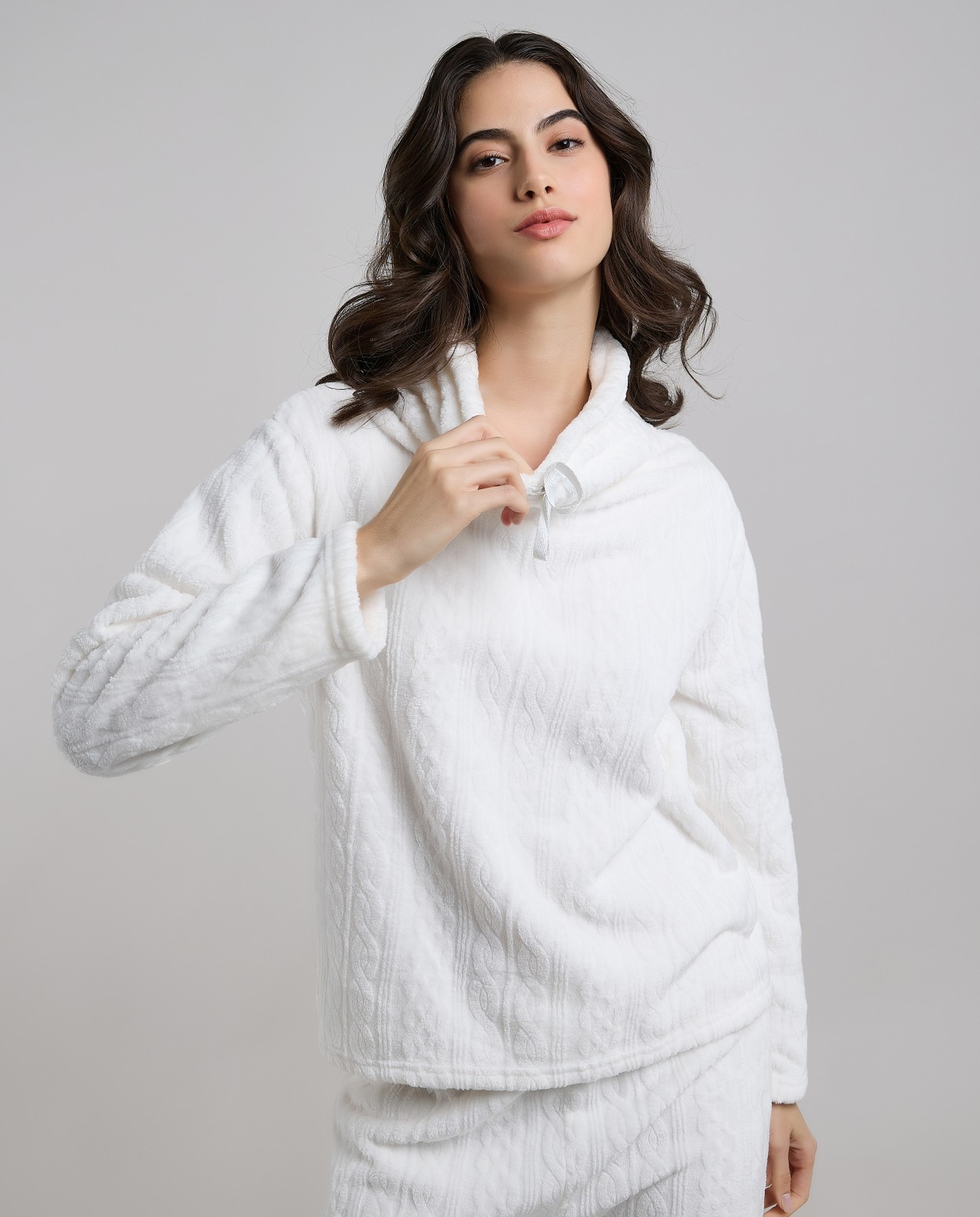 Self Patterned Pyjama Set