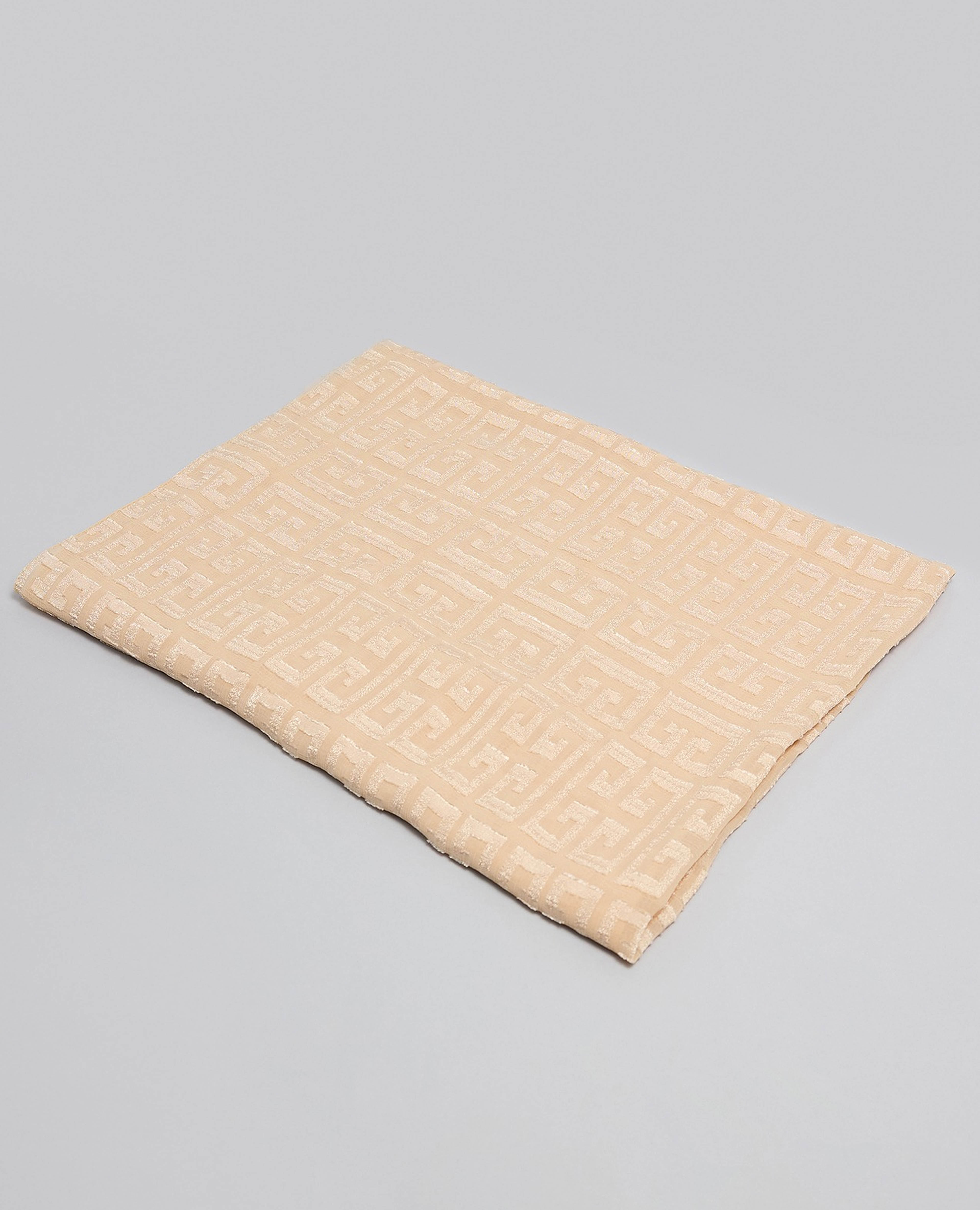 Self Patterned Scarf