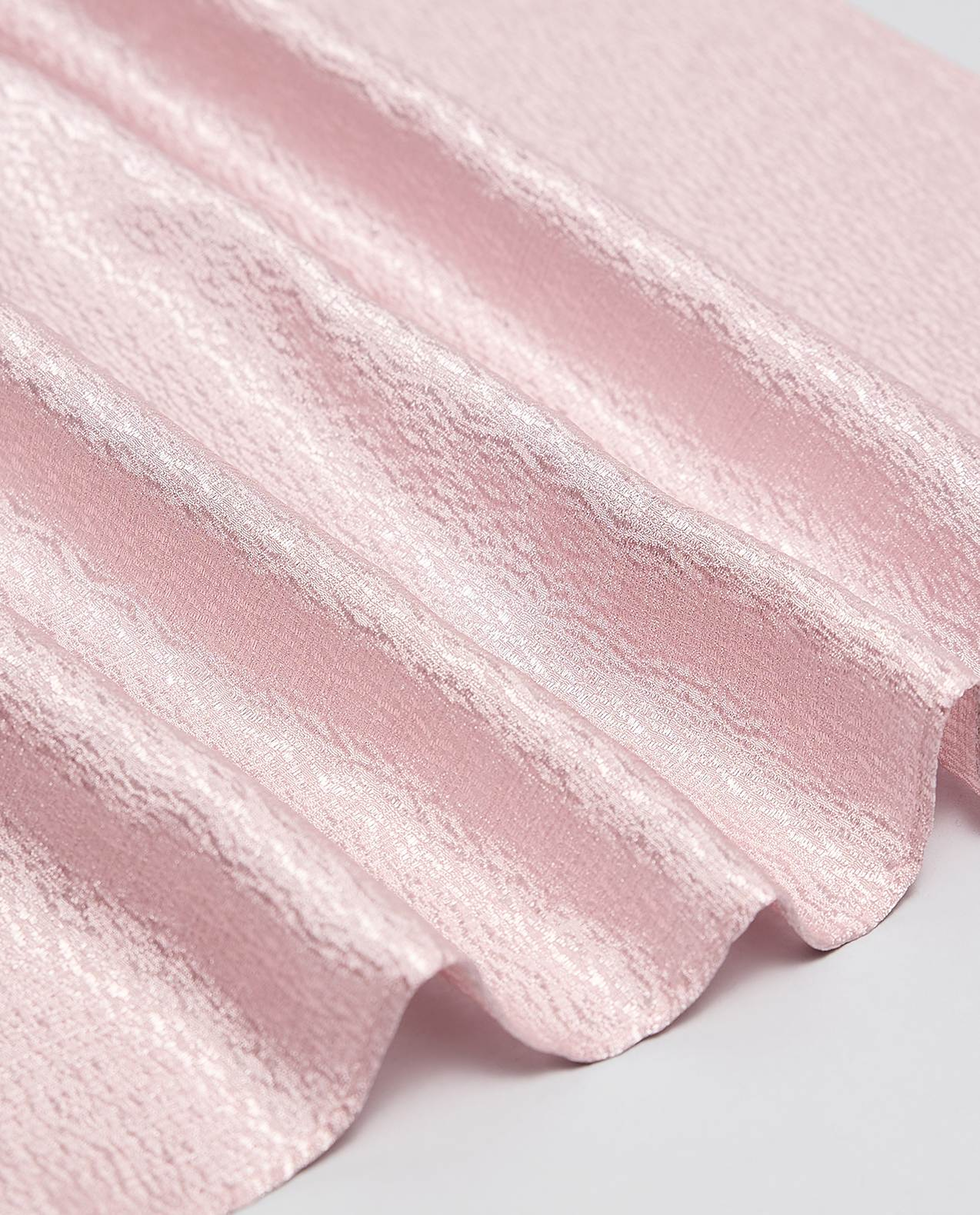 Self Patterned Scarf