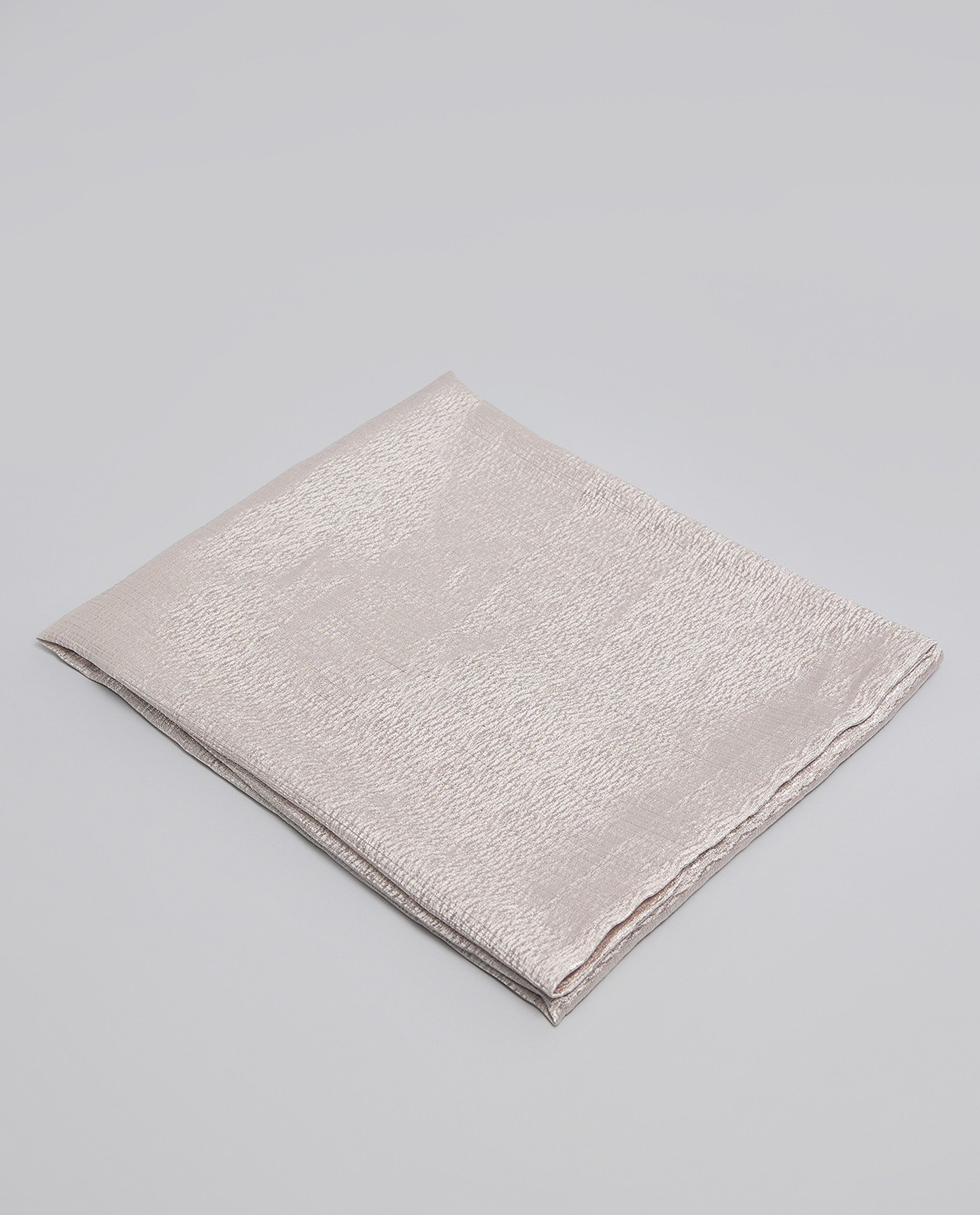 Self Patterned Scarf