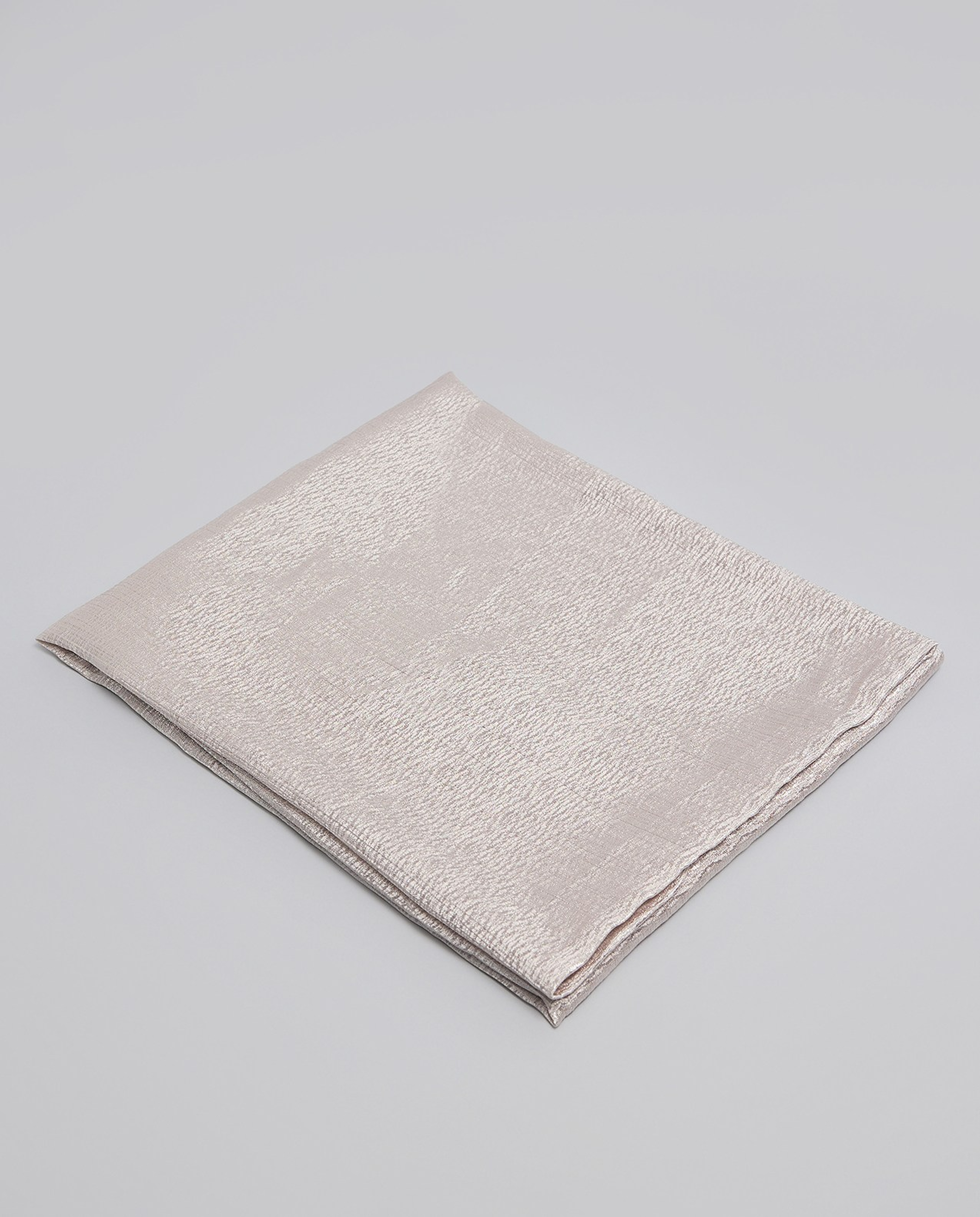 Self Patterned Scarf