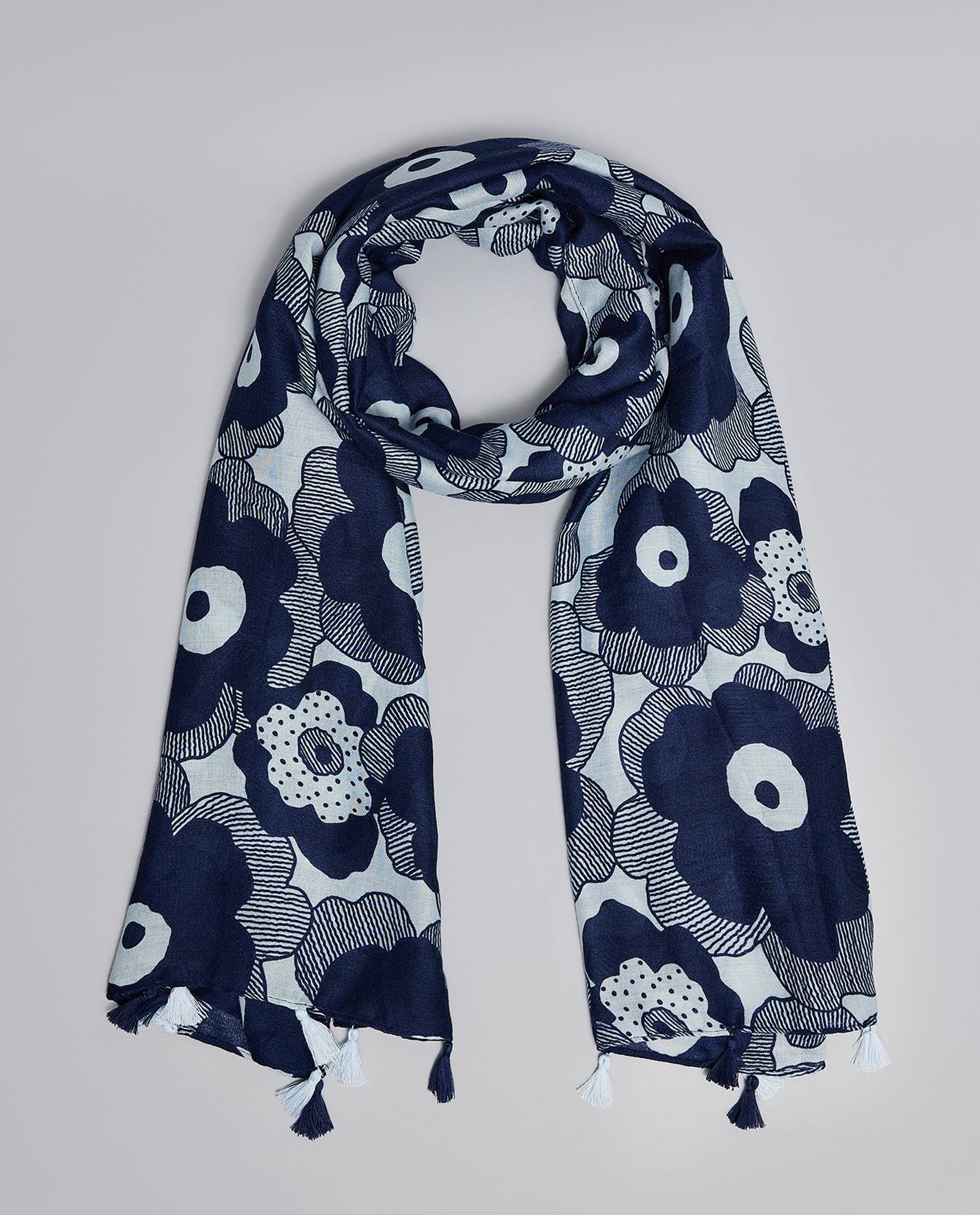 Patterned Tasseled Scarf
