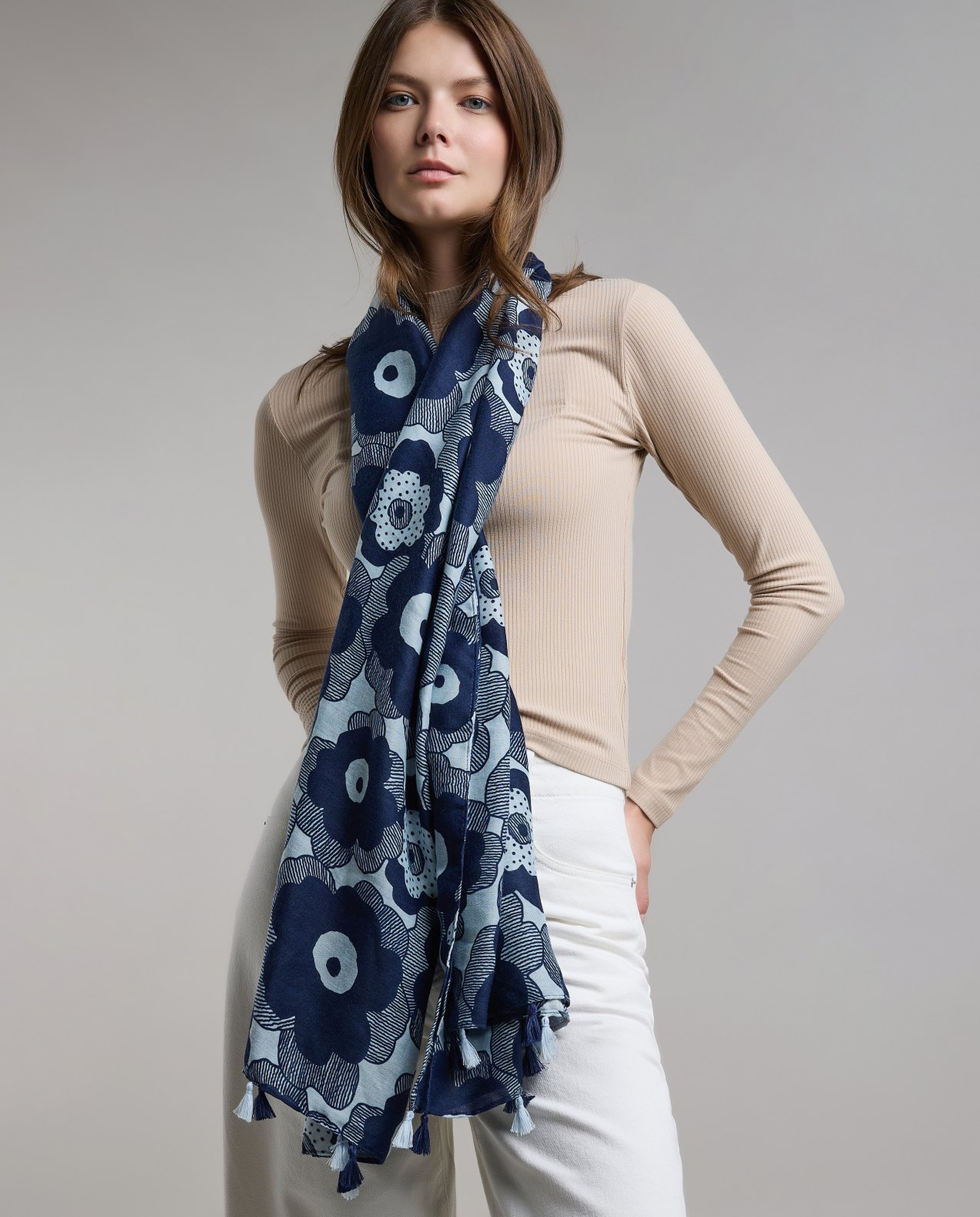 Patterned Tasseled Scarf