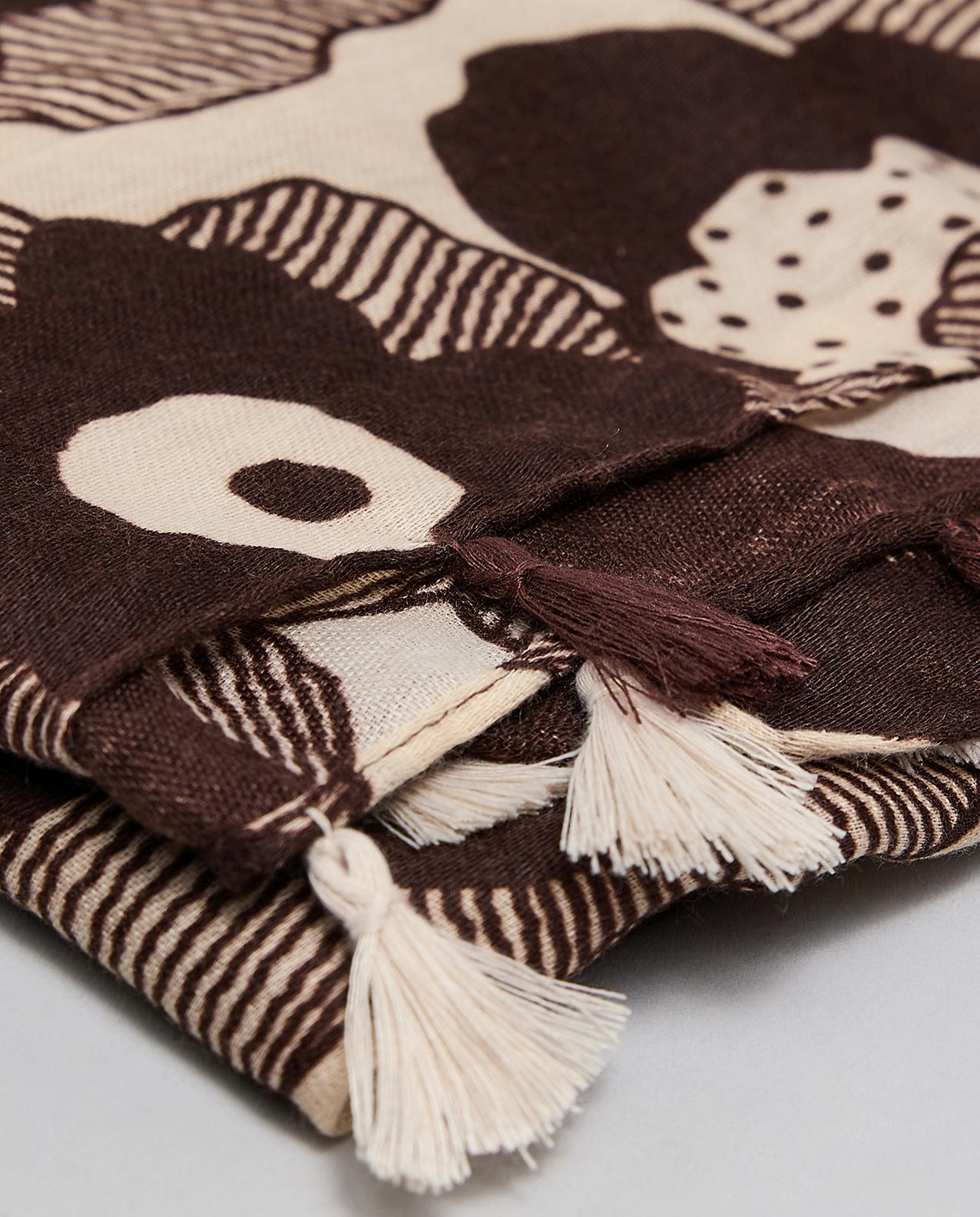 Patterned Tasseled Scarf