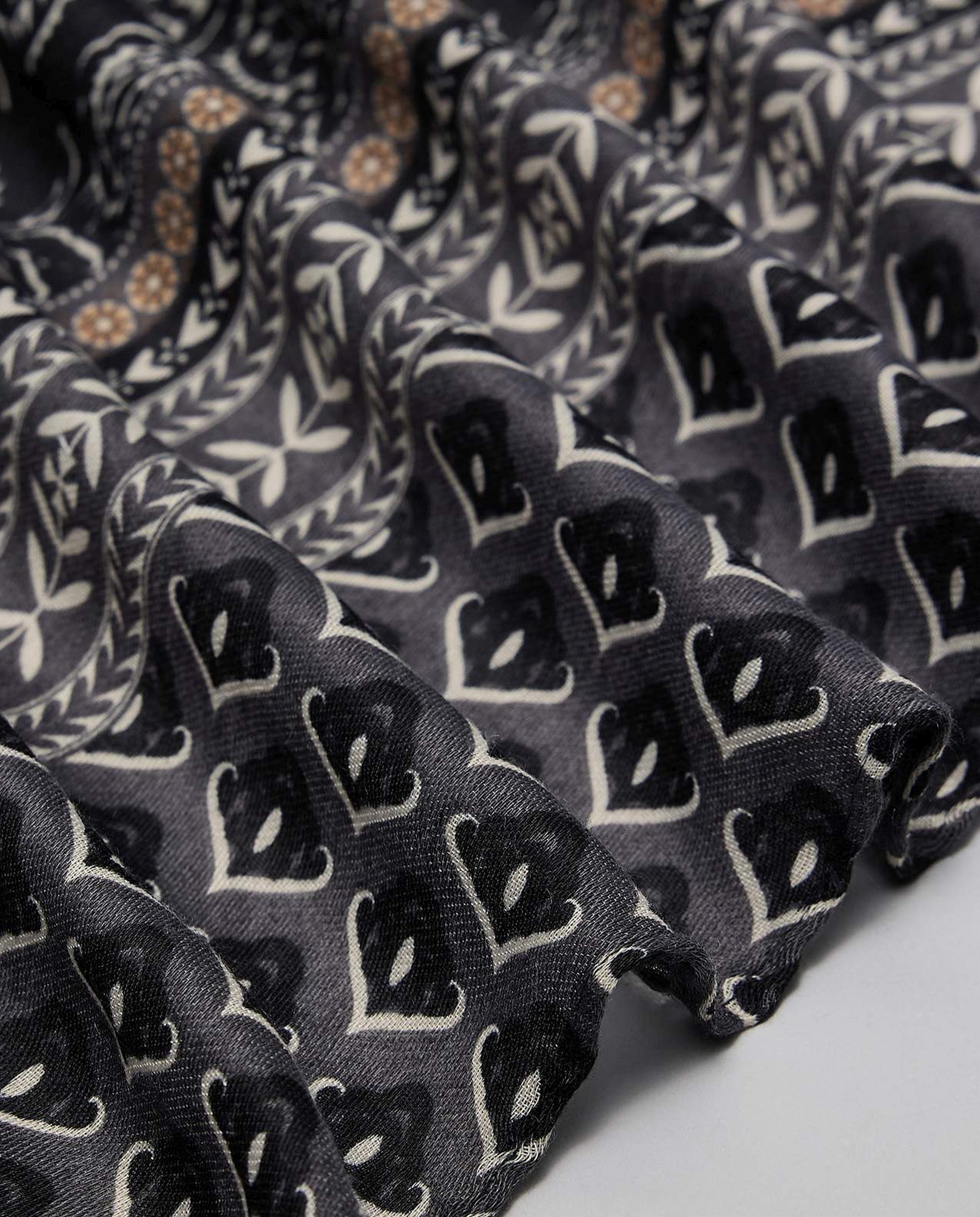 Patterned Tasseled Scarf