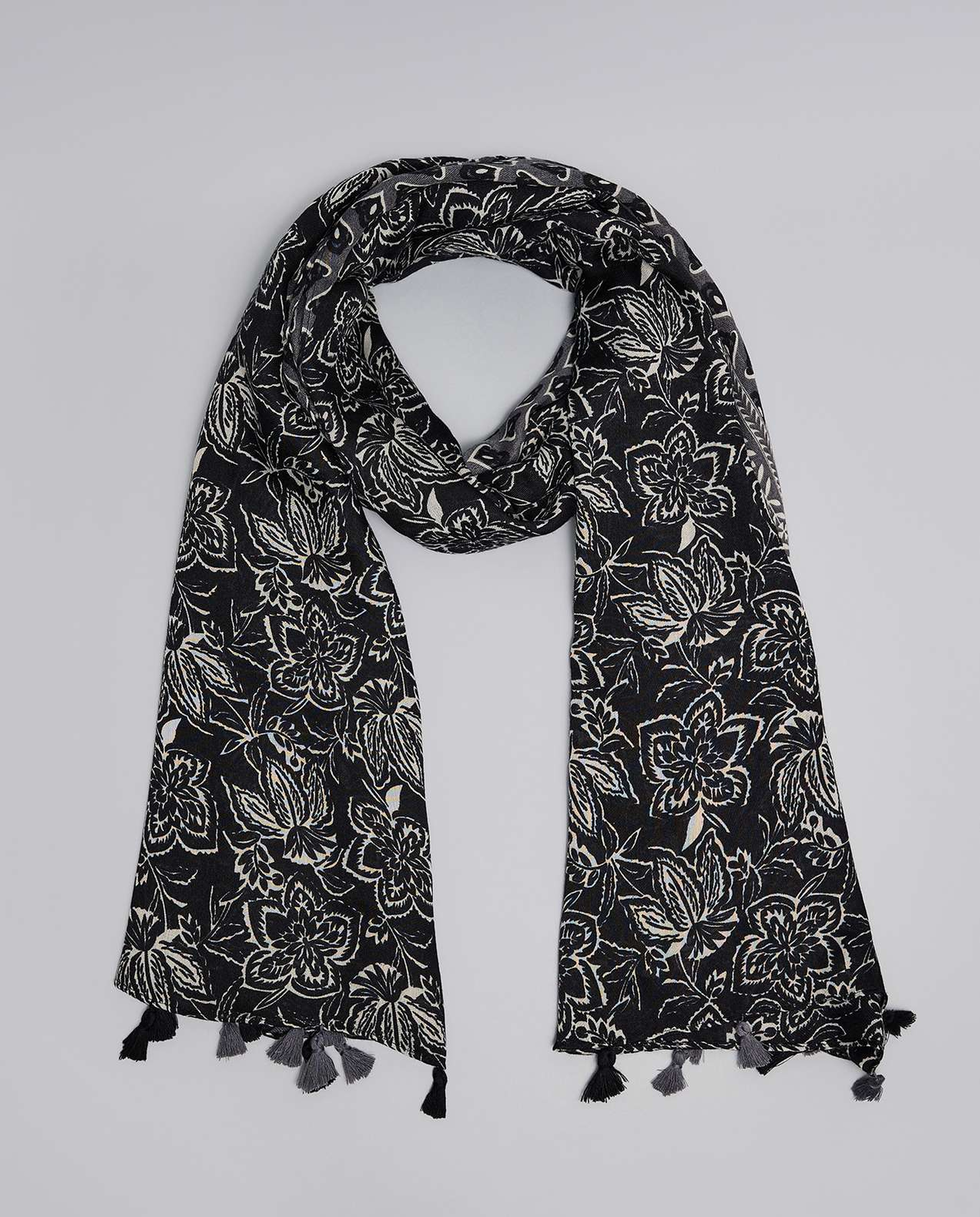 Patterned Tasseled Scarf
