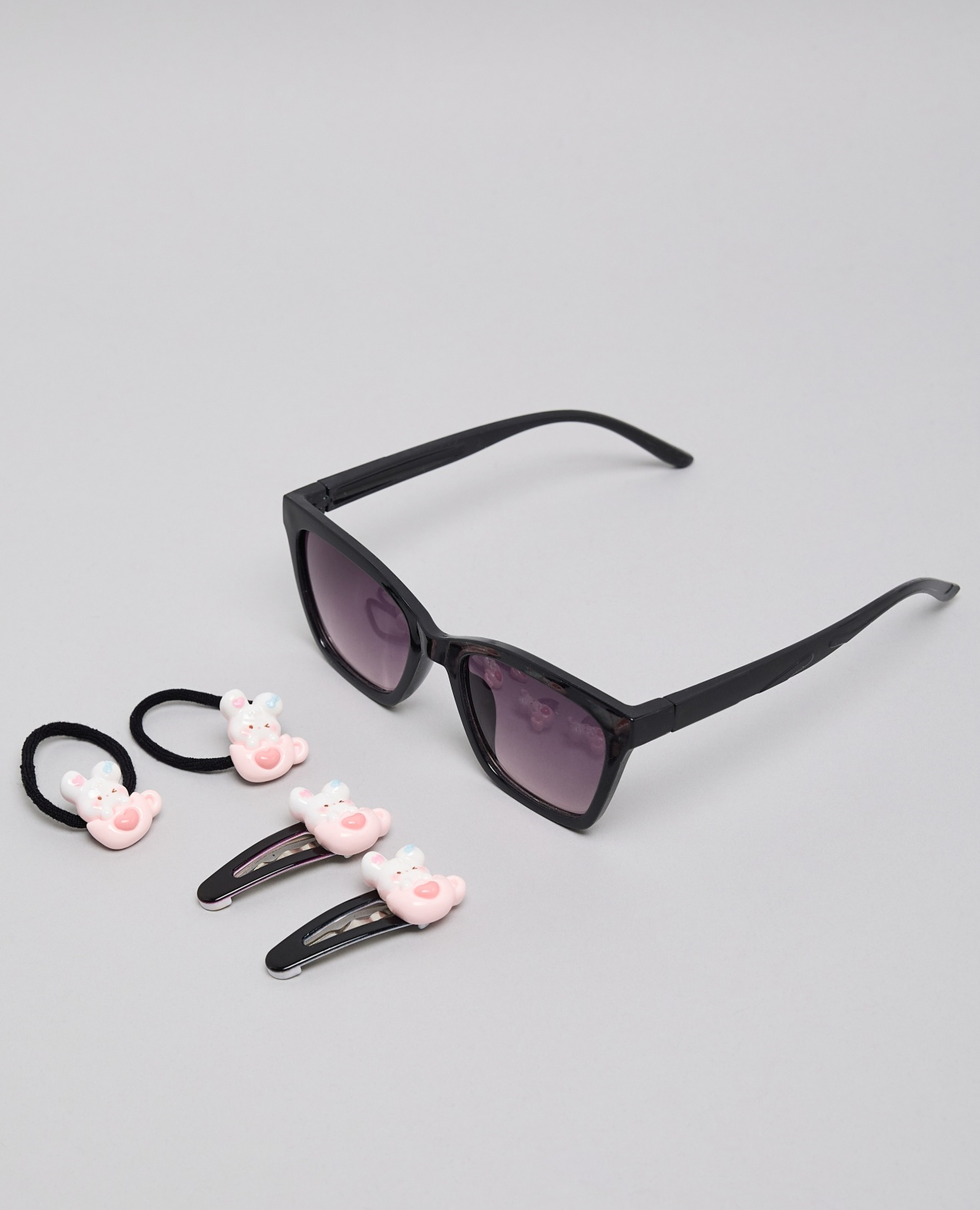 5 Piece Sunglasses and Hair Accessoories Set