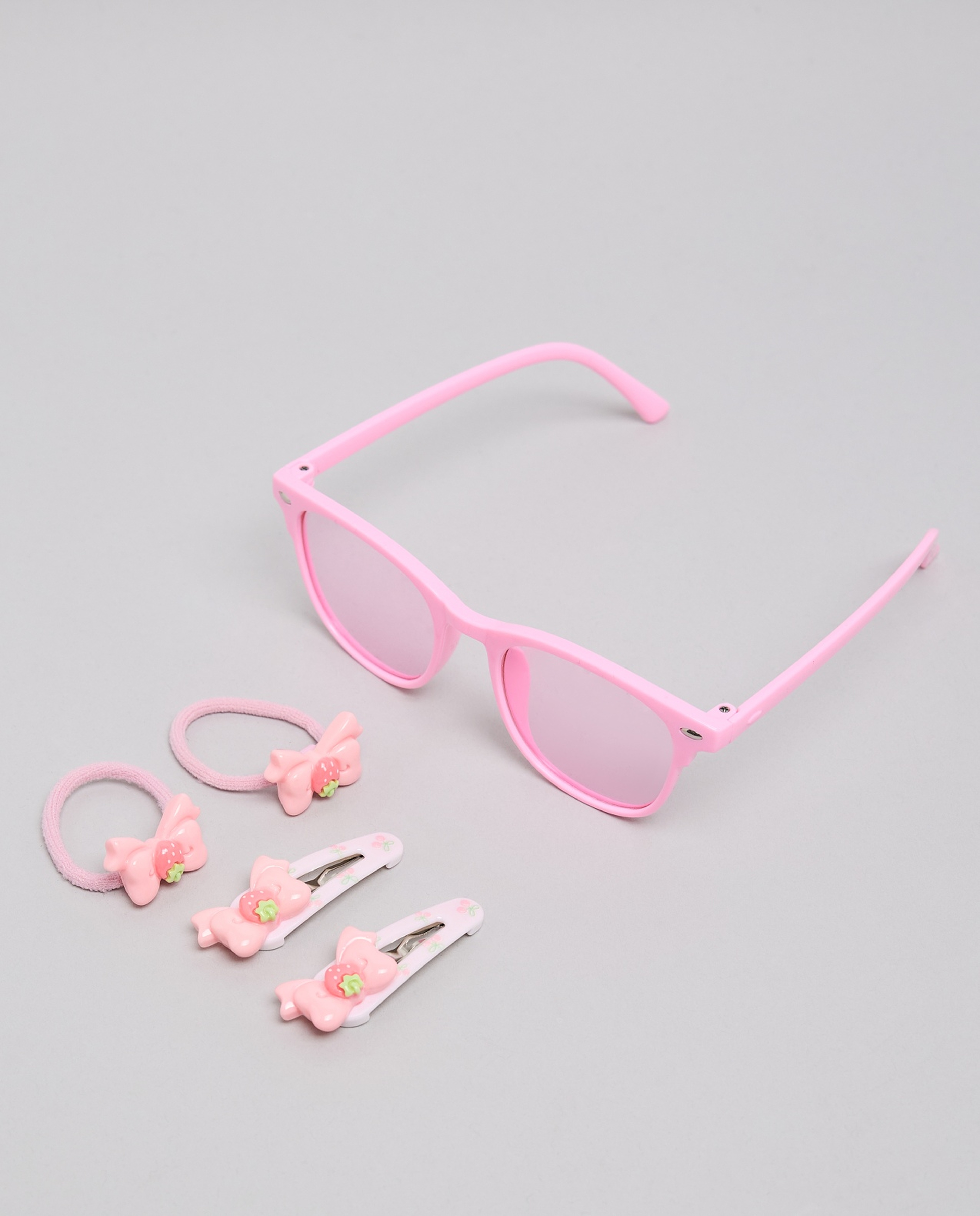 5 Piece Sunglasses and Hair Accessoories Set