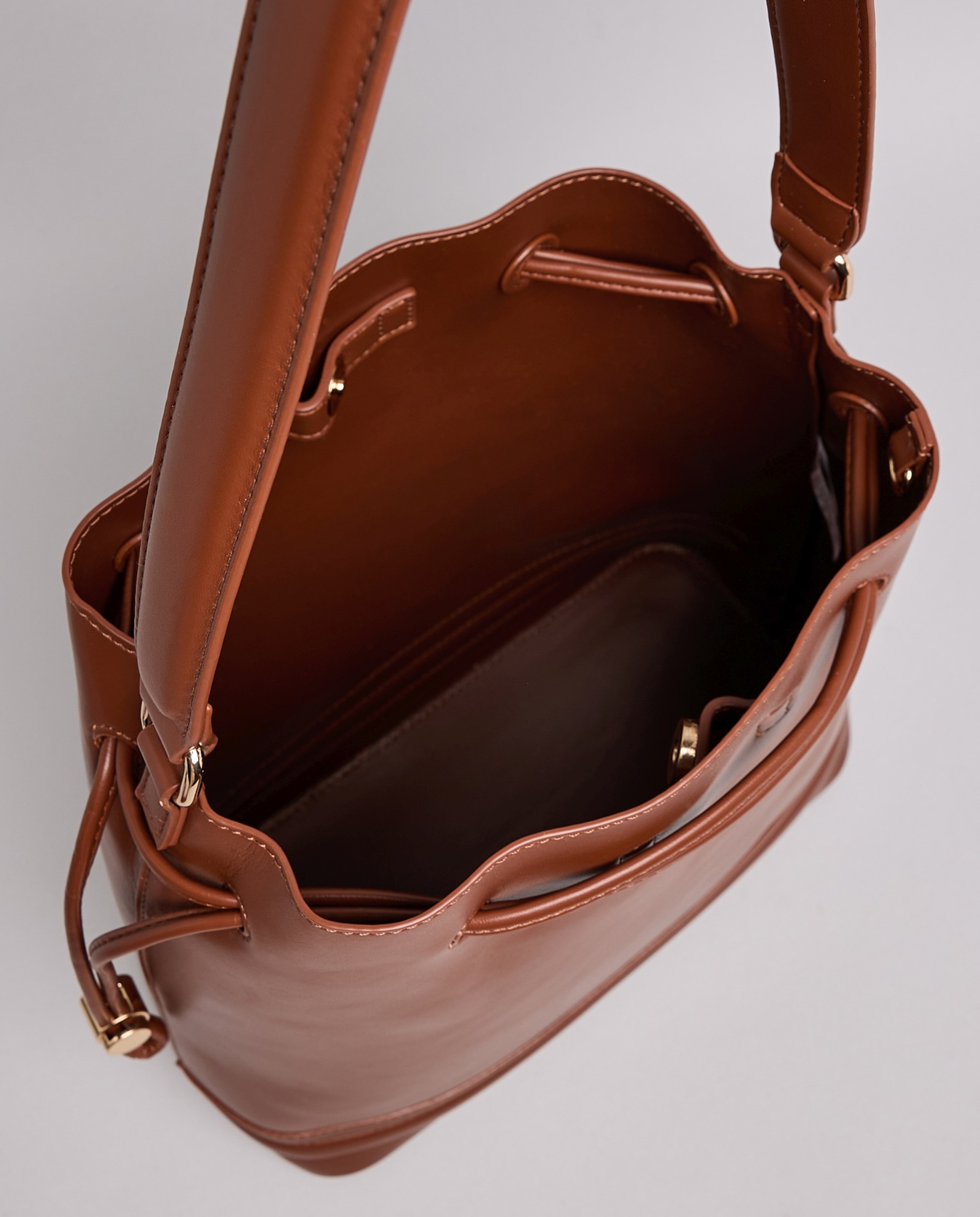 Solid Bucket Bag with Pouch