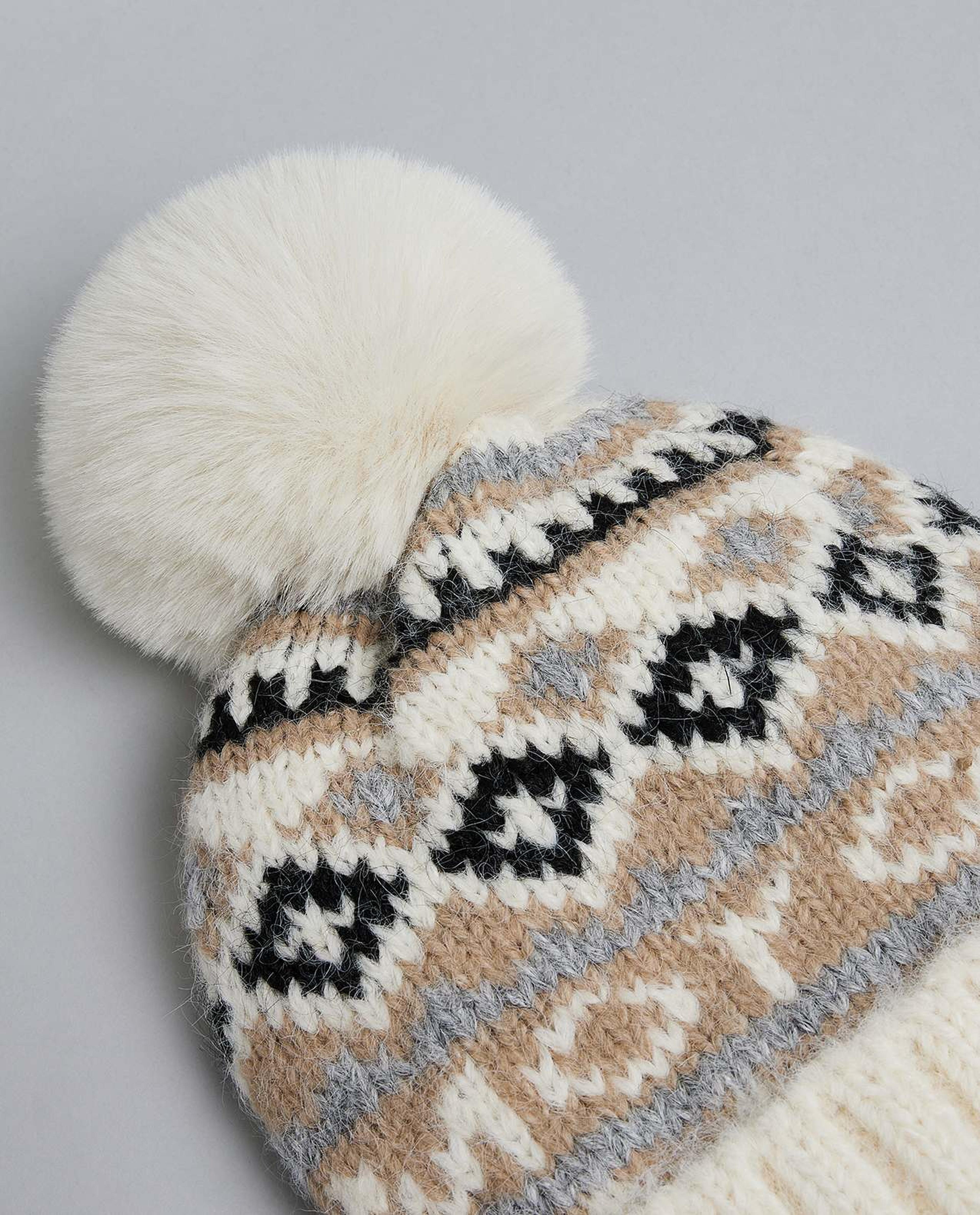 Patterned Beanie with Pom-Pom