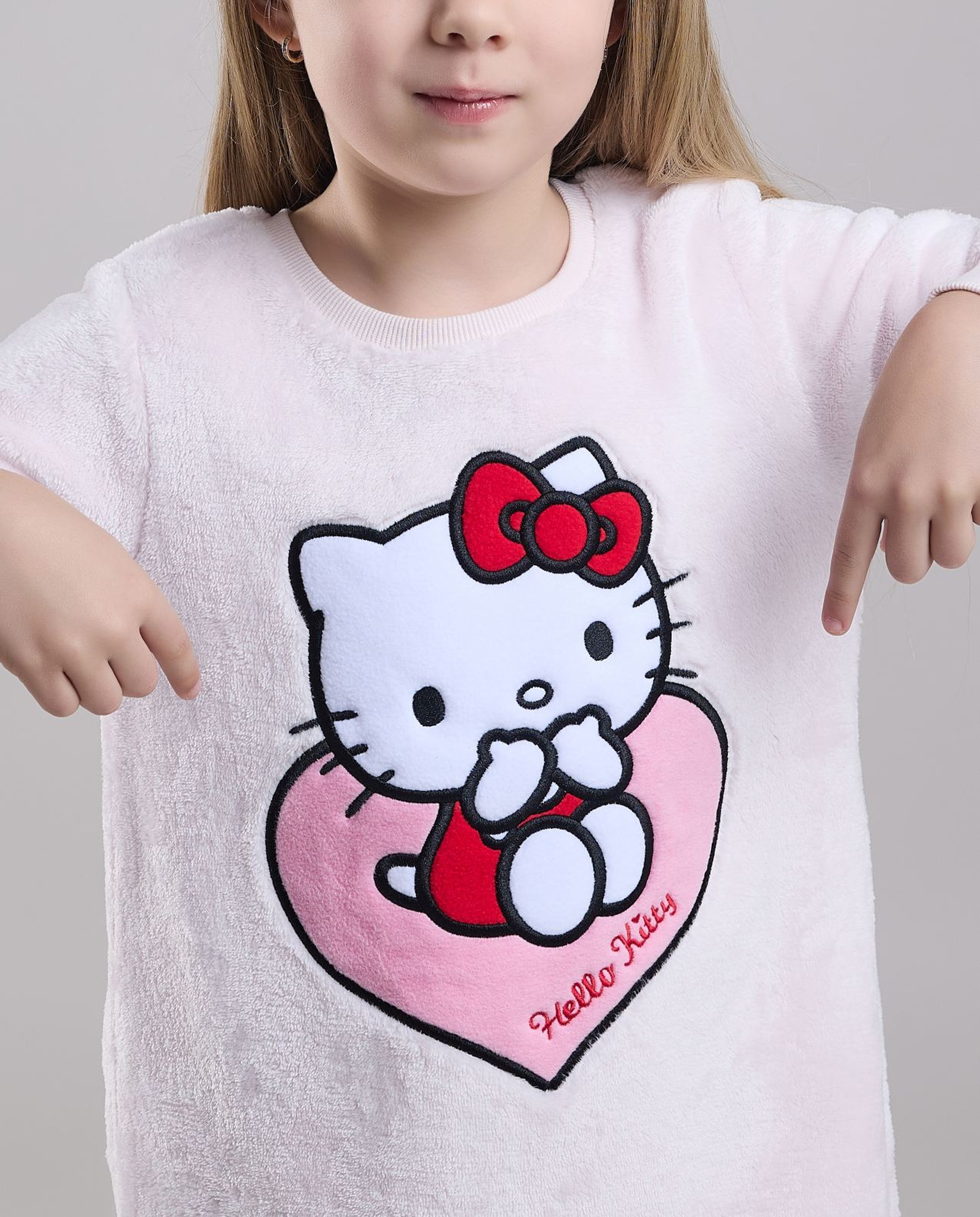 Hello Kitty Embroidered Nightdress