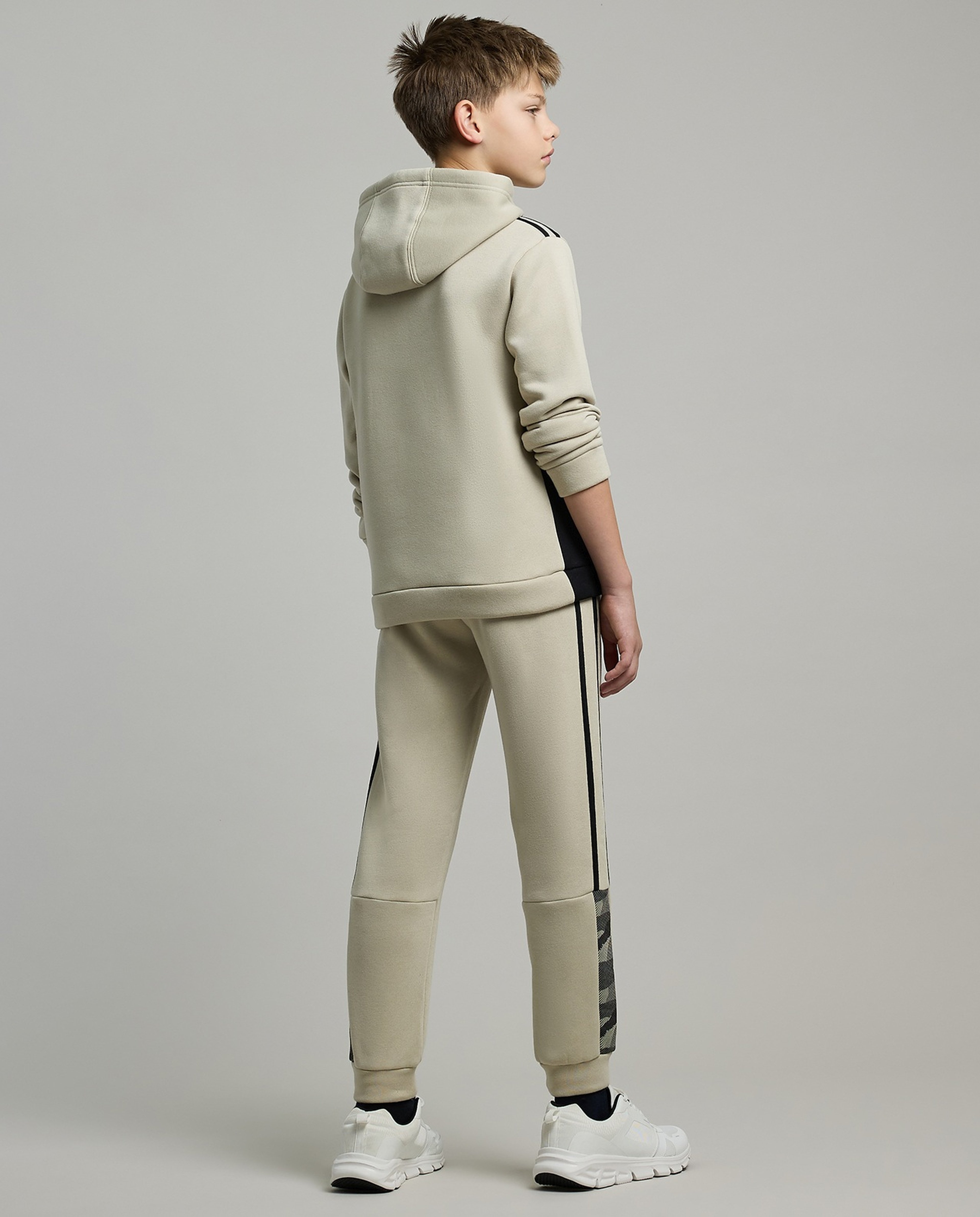 Color Block Hooded Clothing Set