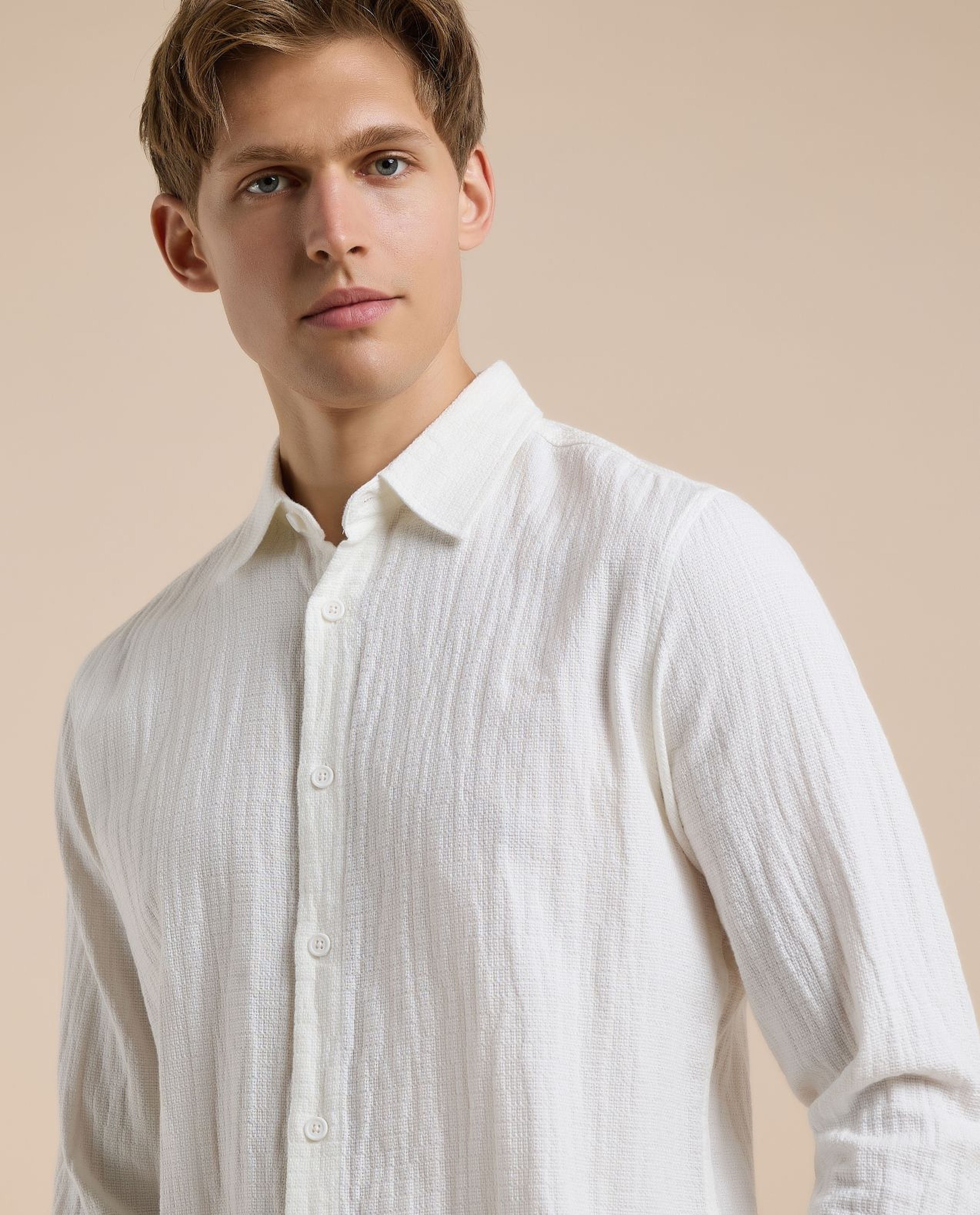 Crinkled Shirt with Classic Collar and Long Sleeves