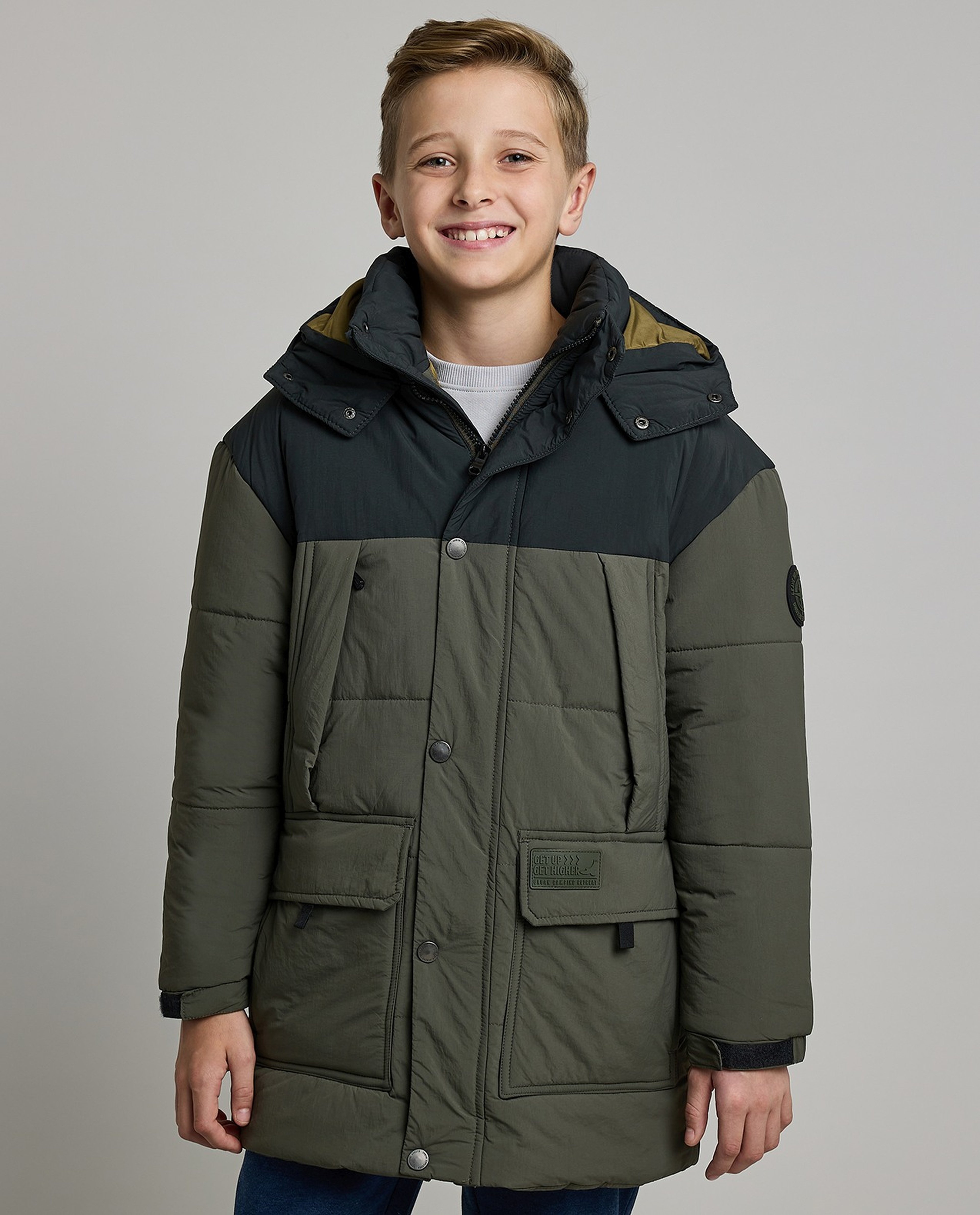 Color Block Hooded Puffer Jacket with Zipper Closure